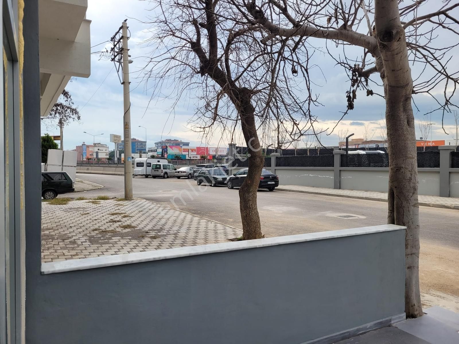 İzmir Çiğli Efesus Outlet Karşısı Tadilatlı 70 M2 Kiralık Dükkan - Görsel 16