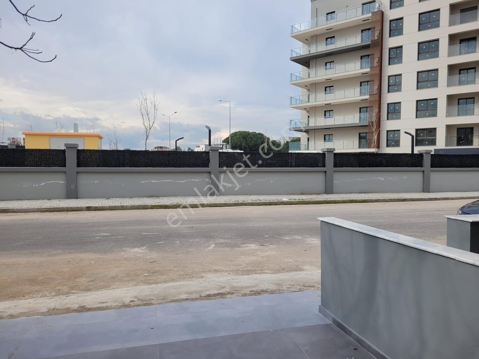 İzmir Çiğli Efesus Outlet Karşısı Tadilatlı 70 M2 Kiralık Dükkan - Görsel 22