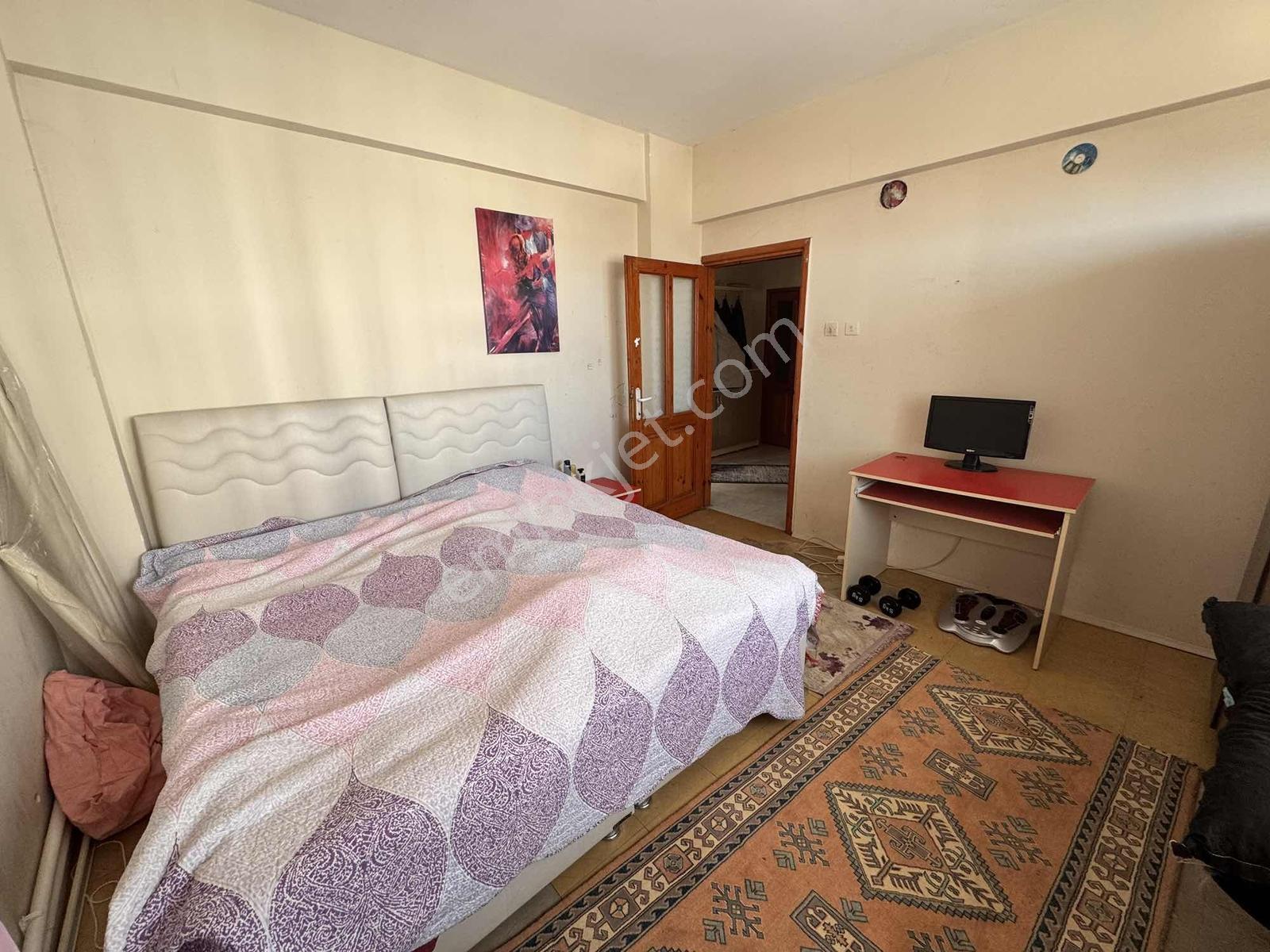 Yağmur Emlaktan Satılık Cadde Cepheli 3+1 Daire - Görsel 8