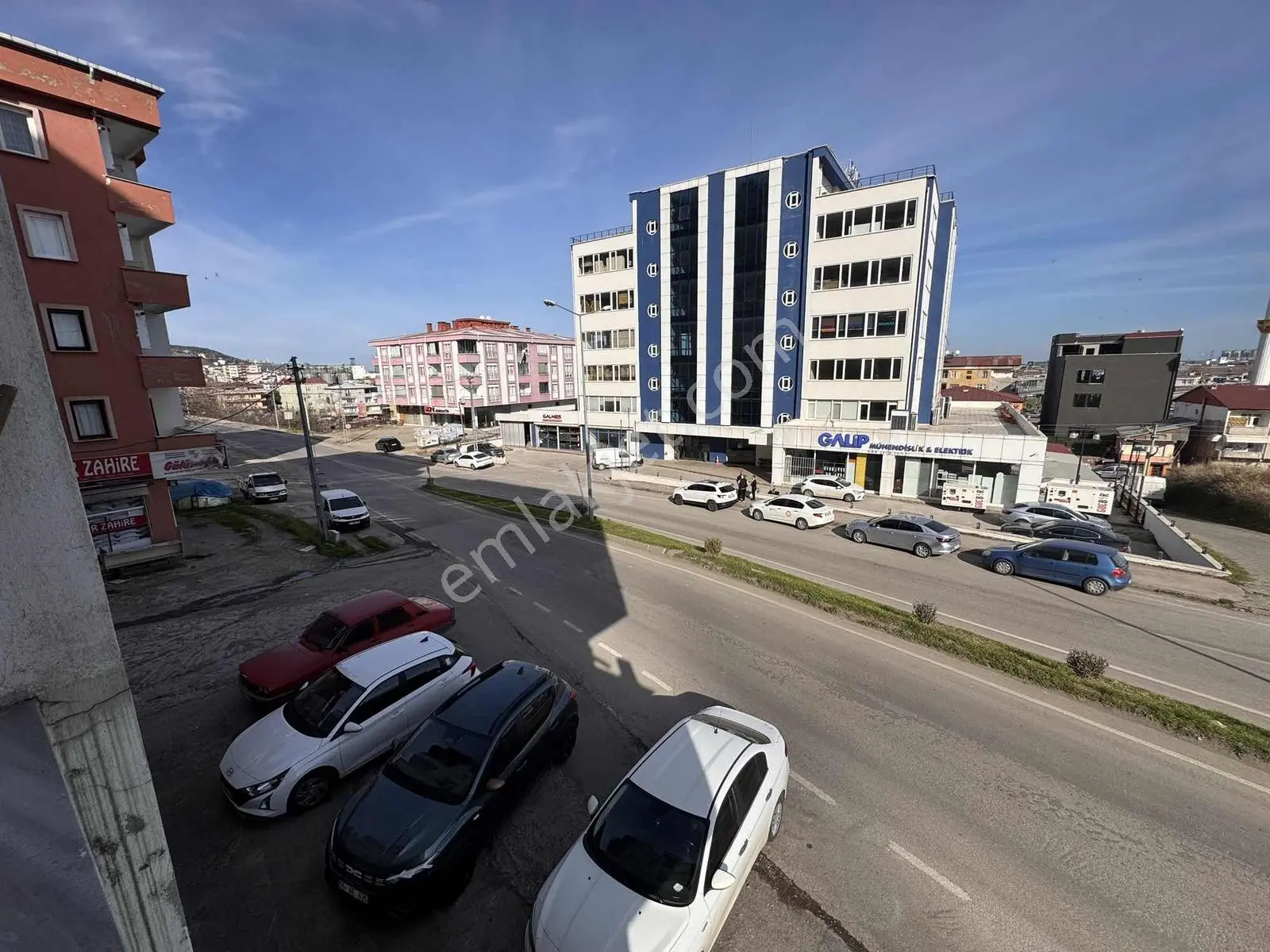 Yağmur Emlaktan Satılık Cadde Cepheli 3+1 Daire - Görsel 5