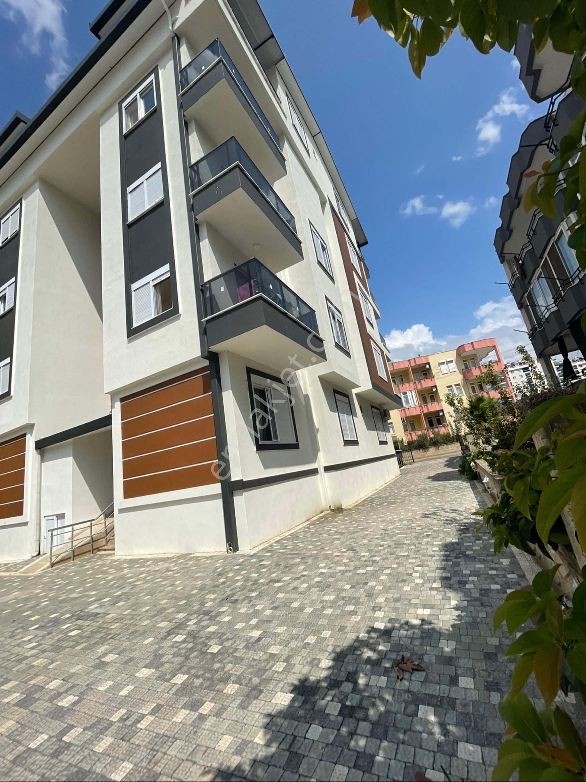 Denize Yakın Geniş 1+1 Satılık Daire - Görsel 4