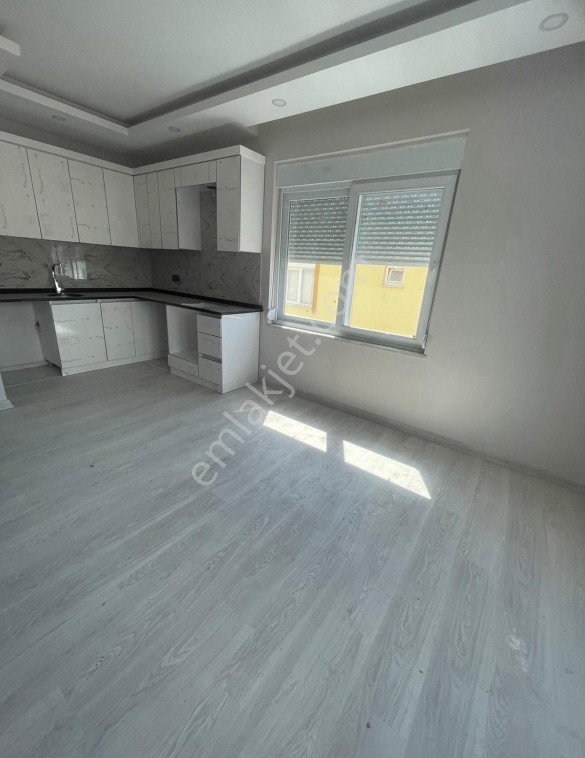 Denize Yakın Geniş 1+1 Satılık Daire - Görsel 7