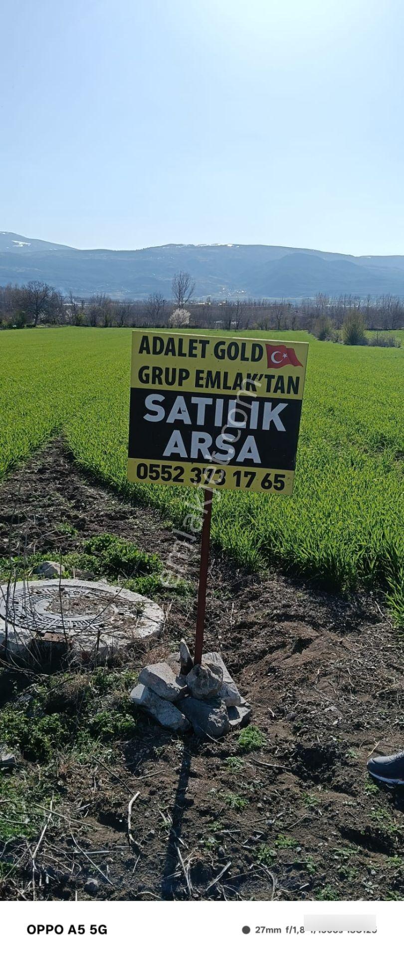 Adalet Gold Group Emlak'tan Bahçelievler Mahallesi'de Yol Kenarında Satılık 15.000 M2 Arsa