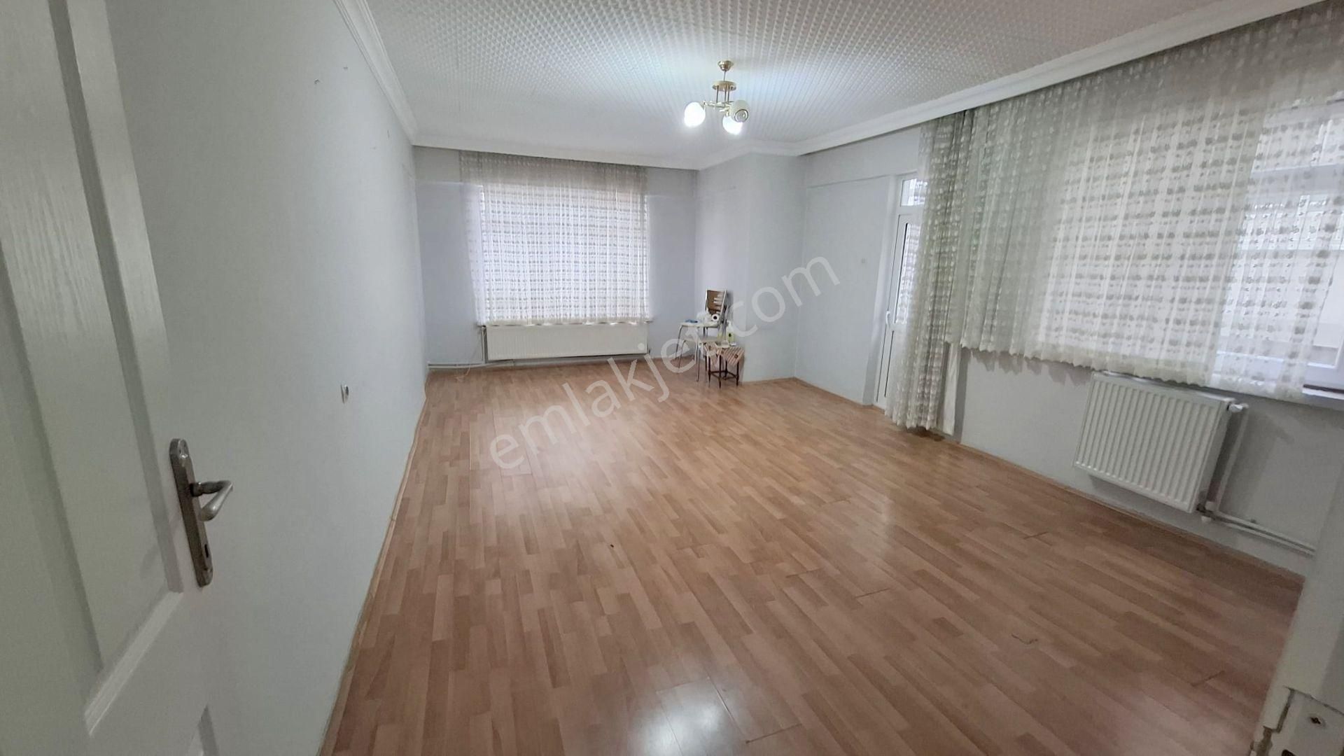 Hemdem Gayrimenkul'den Kazımkarabekir'de Ön Cephe Arakatta 3+1 Satılık Daire - Görsel 9