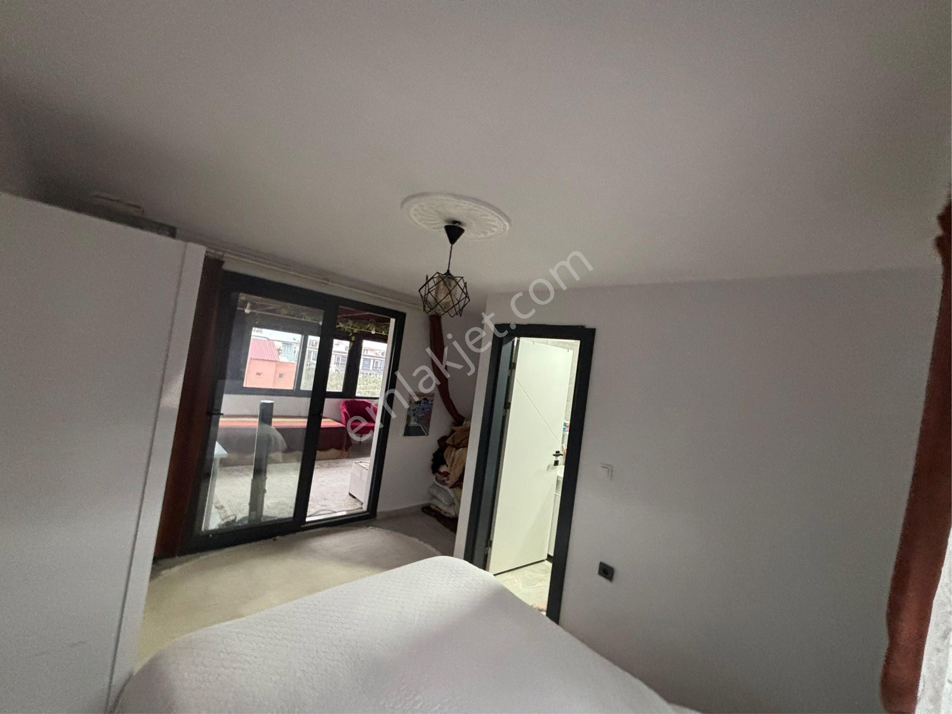 Seferihisar Doğanbey’de Satılık 3 + 1 Geniş Bahçeli Dubleks Yazlık - Görsel 10