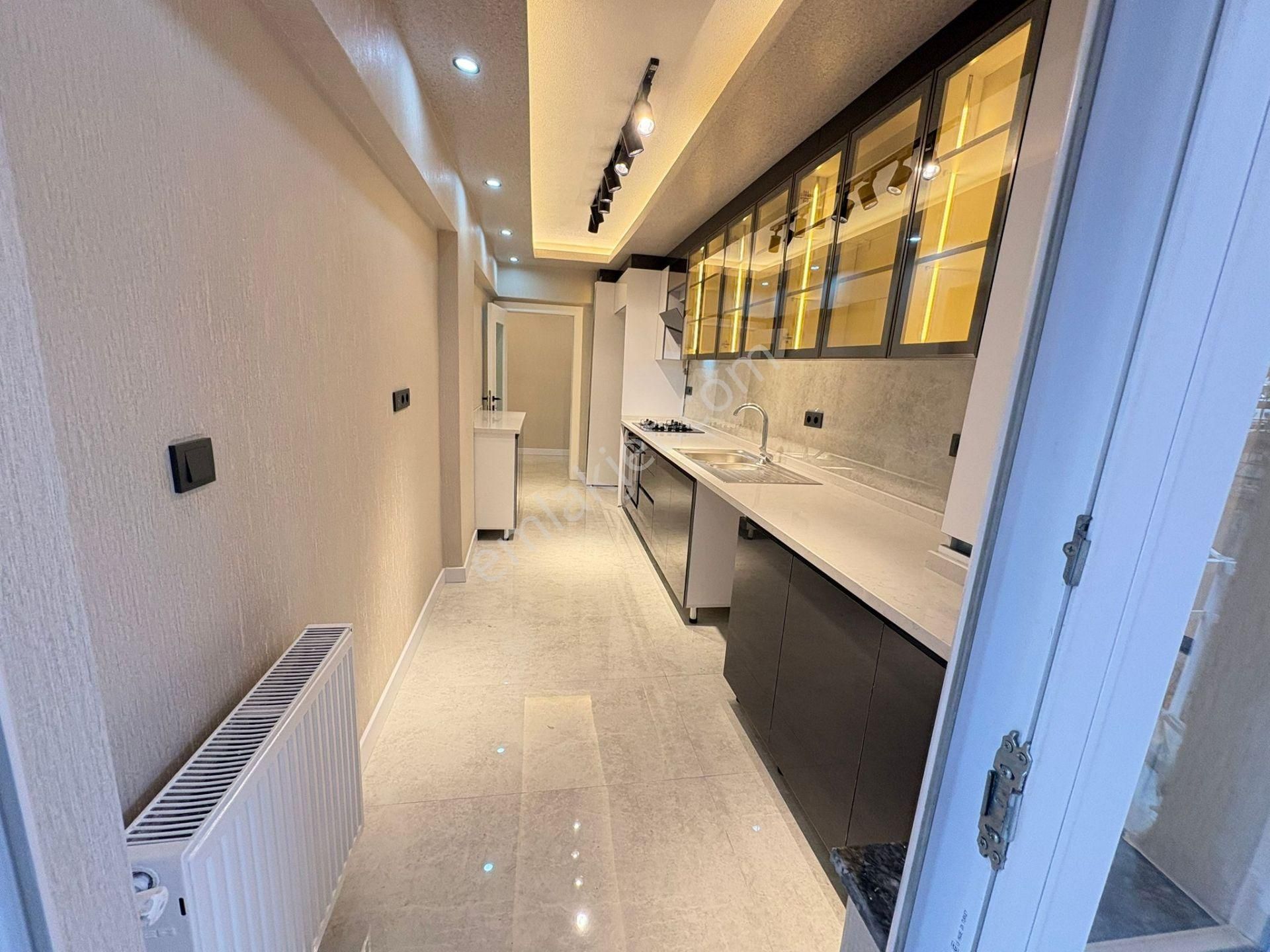 Göral Dan ' 2+1 Arakatta Balkonlu Lüks Yapılı Sokullu Cad Yanı - Görsel 13