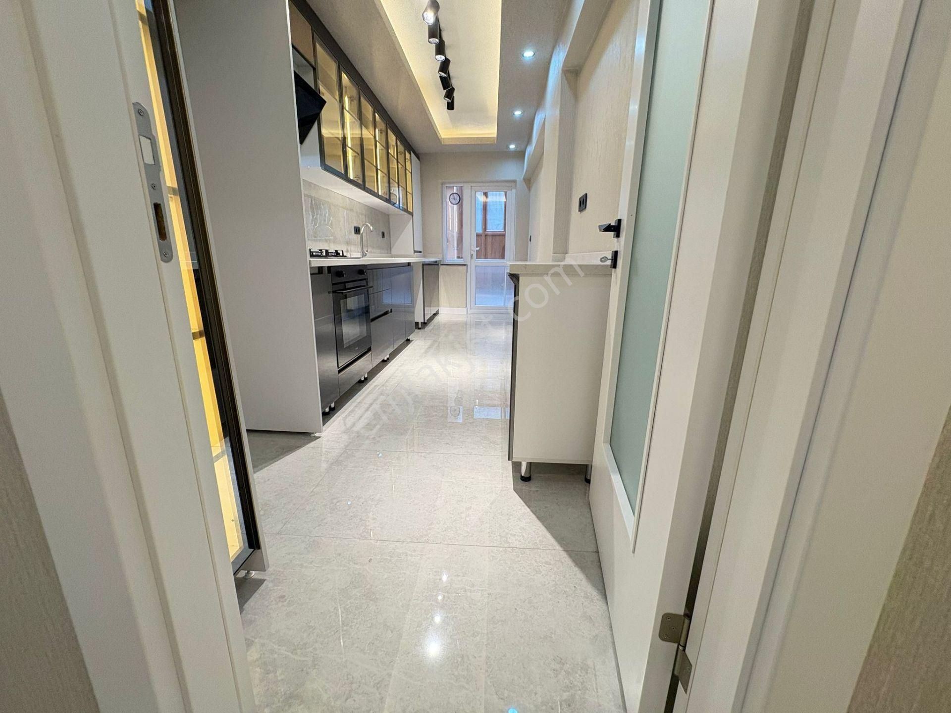 Göral Dan ' 2+1 Arakatta Balkonlu Lüks Yapılı Sokullu Cad Yanı - Görsel 2