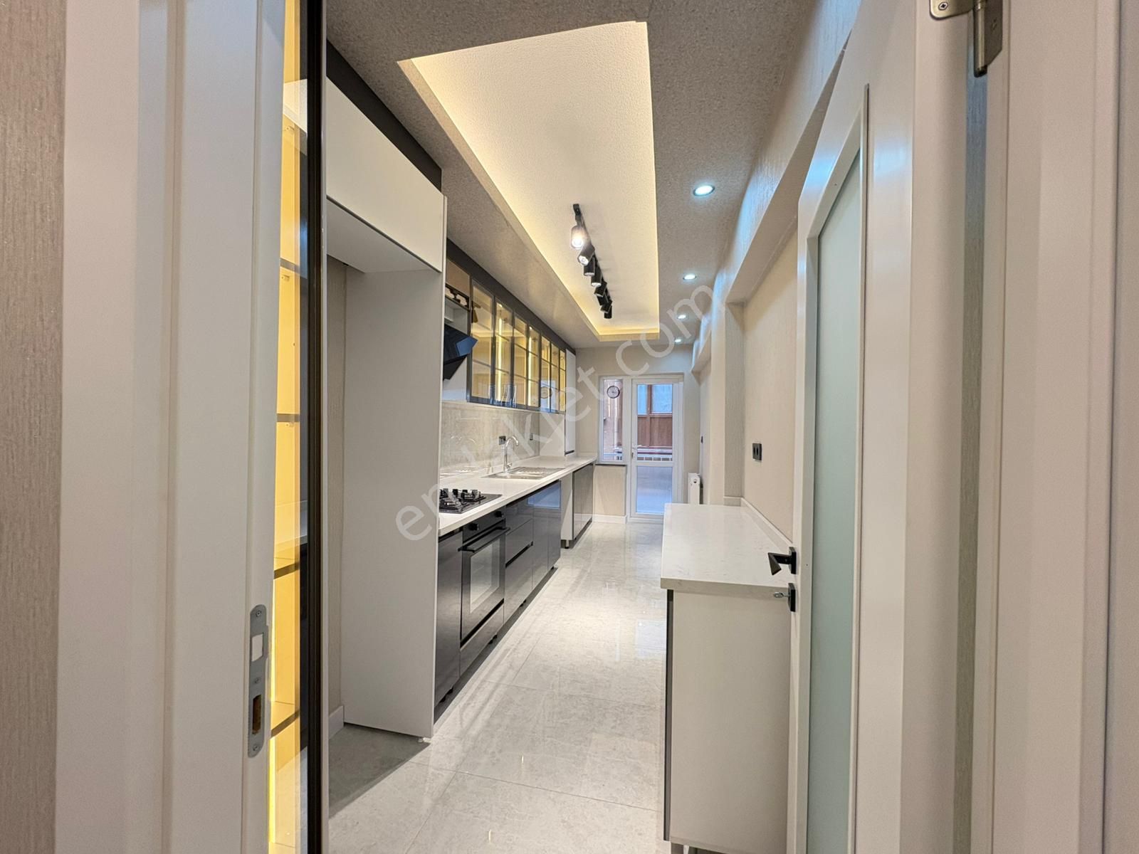 Göral Dan ' 2+1 Arakatta Balkonlu Lüks Yapılı Sokullu Cad Yanı - Görsel 35