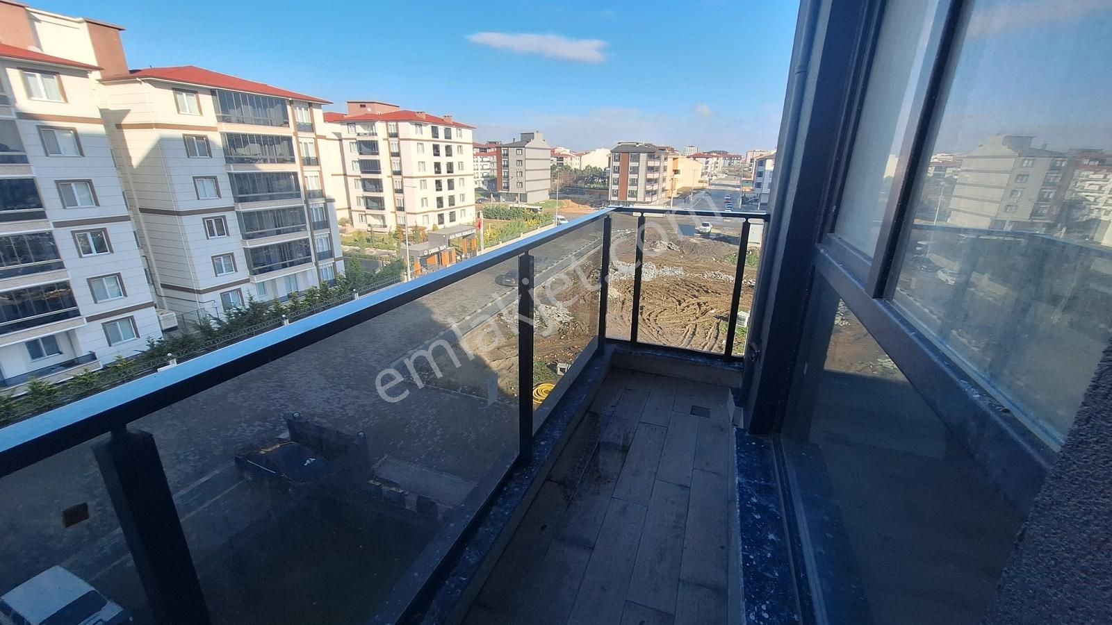 Redstone'den Armonıa Resıdenza'da Ön Cephe Satılık 1+1 Daire - Görsel 14