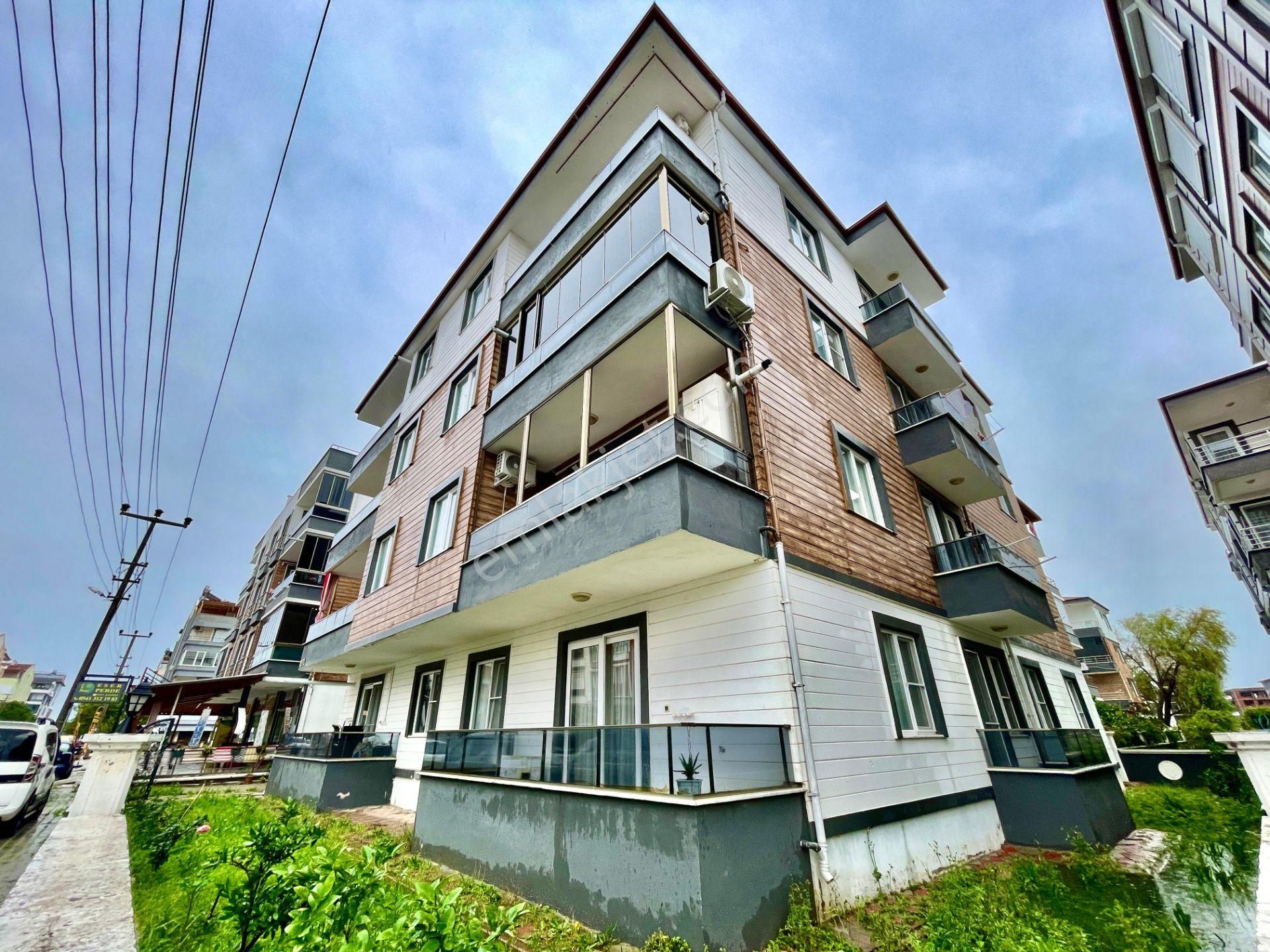 Berkay Demirel'den Altınkumda Hafta Sonu Fırsatı 7 Yaşında 3+1 Daire