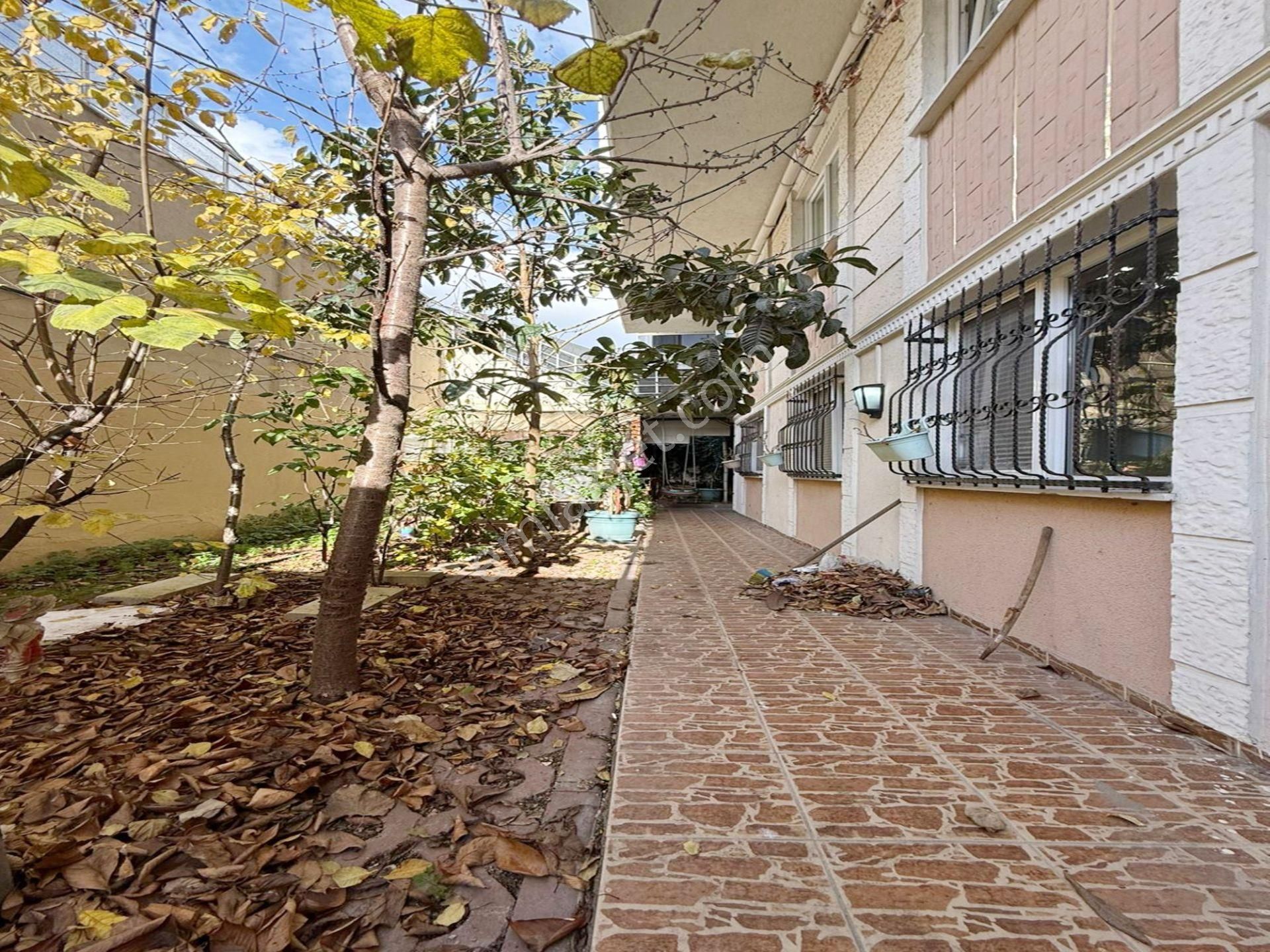 Yakuplu Mahallesi 3+1 Satılık Daire Çift Bahçeli 135m2 Fırsat !! - Görsel 3