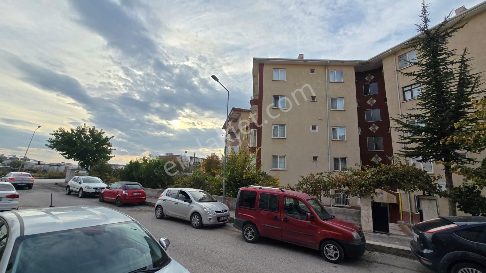 Gökçek Mahallesi''nde Metroya Yakın 3+1 Kiralık Daire - Görsel 16