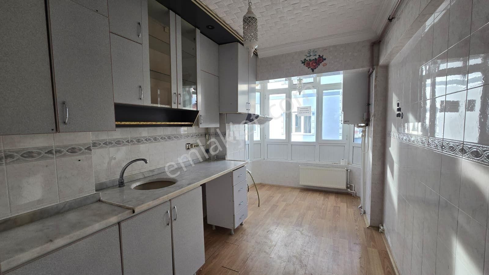 Gökçek Mahallesi''nde Metroya Yakın 3+1 Kiralık Daire - Görsel 6