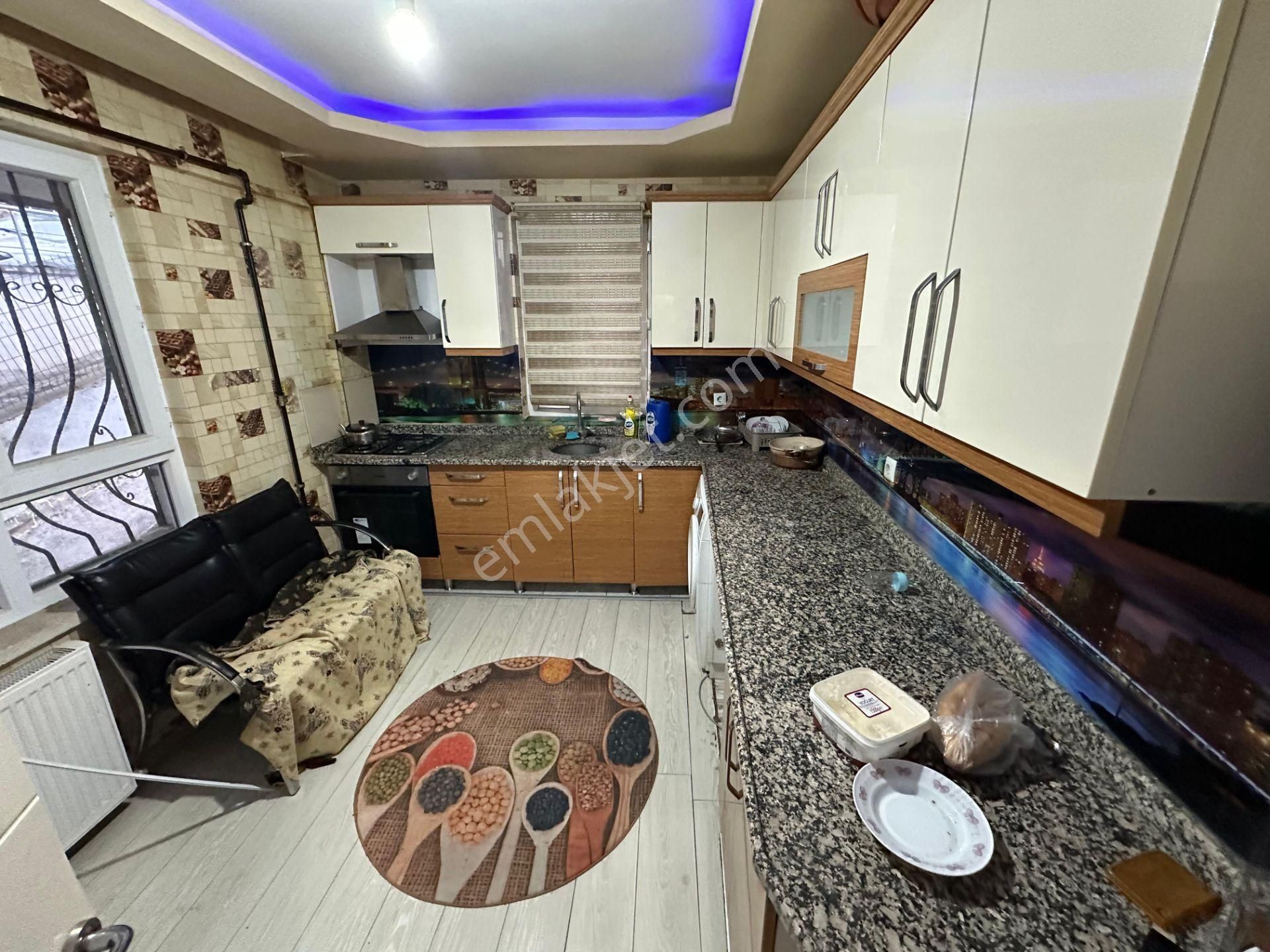 Uyanış Otobüs Son Durak Yakını 4+1 Teraslı Kerediye Uygun Fırsat - Görsel 4