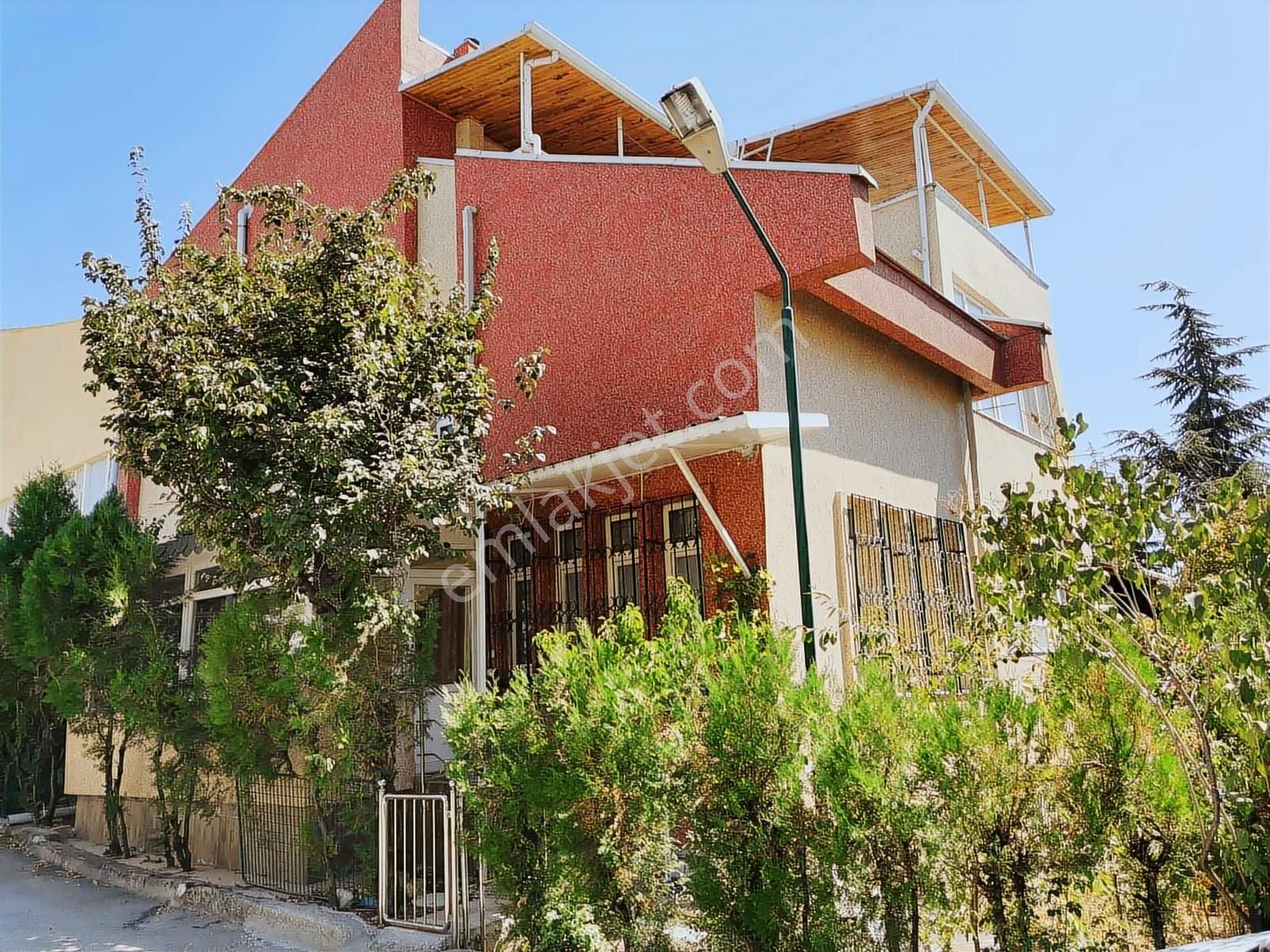 Batıkent Atlantise Yakın Saygınlarda A Tipi 5+1 Satılık Triplex - Görsel 34