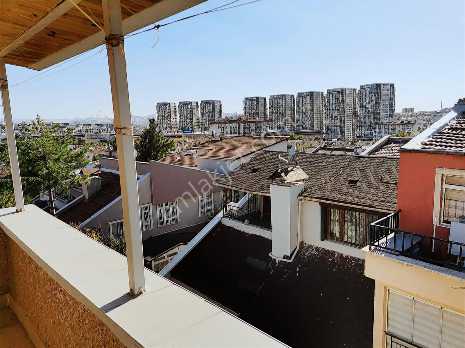Batıkent Atlantise Yakın Saygınlarda A Tipi 5+1 Satılık Triplex - Görsel 23