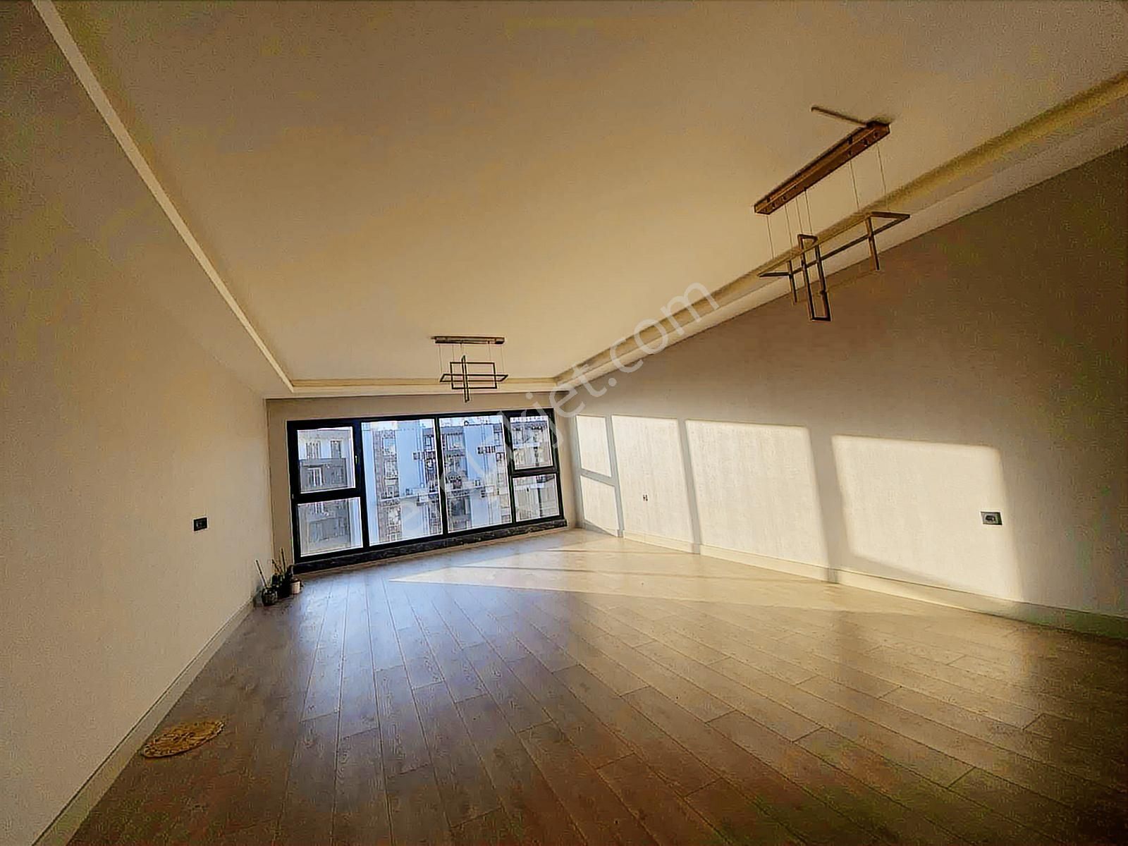 Cumhuriyet Mah. Panoramik Göl Manzaralı 4+1 Satılık Daire - Görsel 17