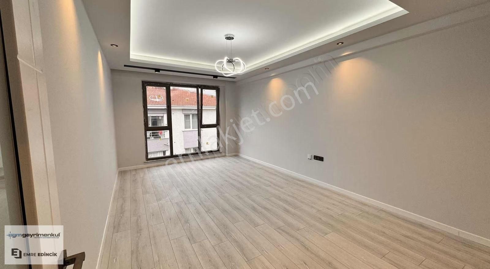 [egm Gayrimenkul] Çamlıca'da İyi Konumda Lüks 3+1 Özel Garajlı - Görsel 19