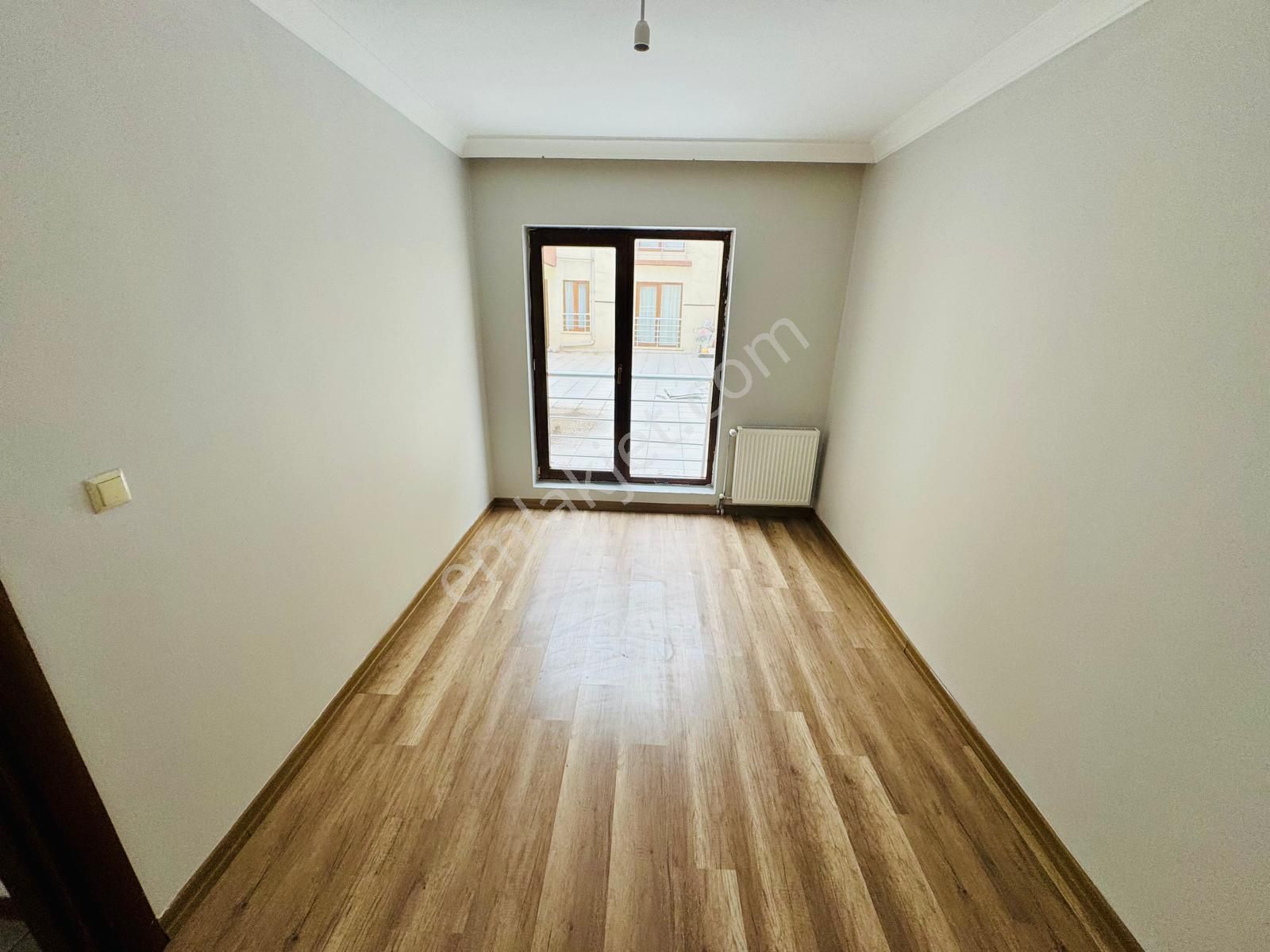 Gaziosmanpaşada 2.kat 4+1 Asansörlü Kiralık Daire Karadeniz Emlk - Görsel 15