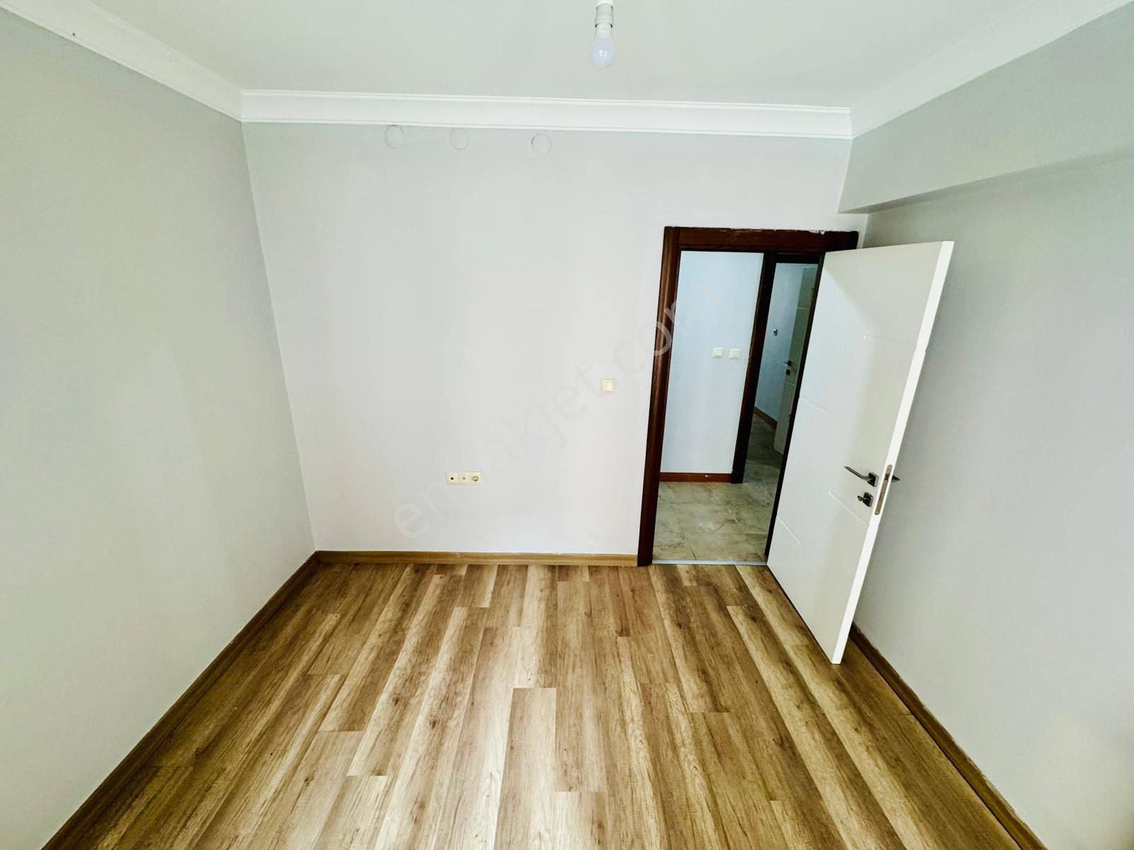 Gaziosmanpaşada 2.kat 4+1 Asansörlü Kiralık Daire Karadeniz Emlk - Görsel 19