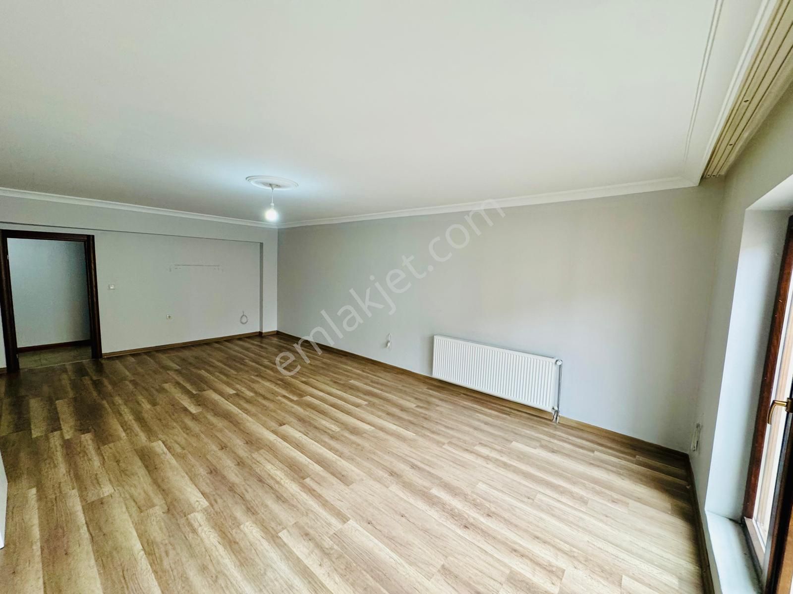 Gaziosmanpaşada 2.kat 4+1 Asansörlü Kiralık Daire Karadeniz Emlk - Görsel 12