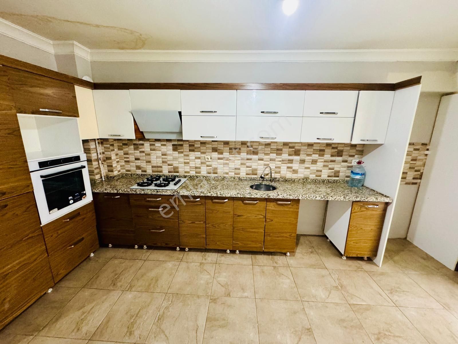 Gaziosmanpaşada 2.kat 4+1 Asansörlü Kiralık Daire Karadeniz Emlk - Görsel 2