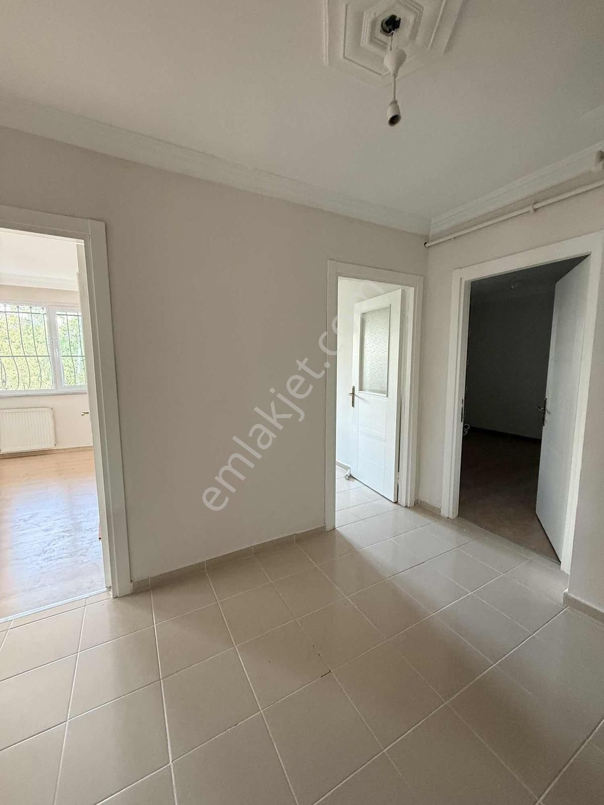 Beylikdüzü Yakuplu Metrobüse 700m Mesafede Satılık 2+1 Daire - Görsel 3