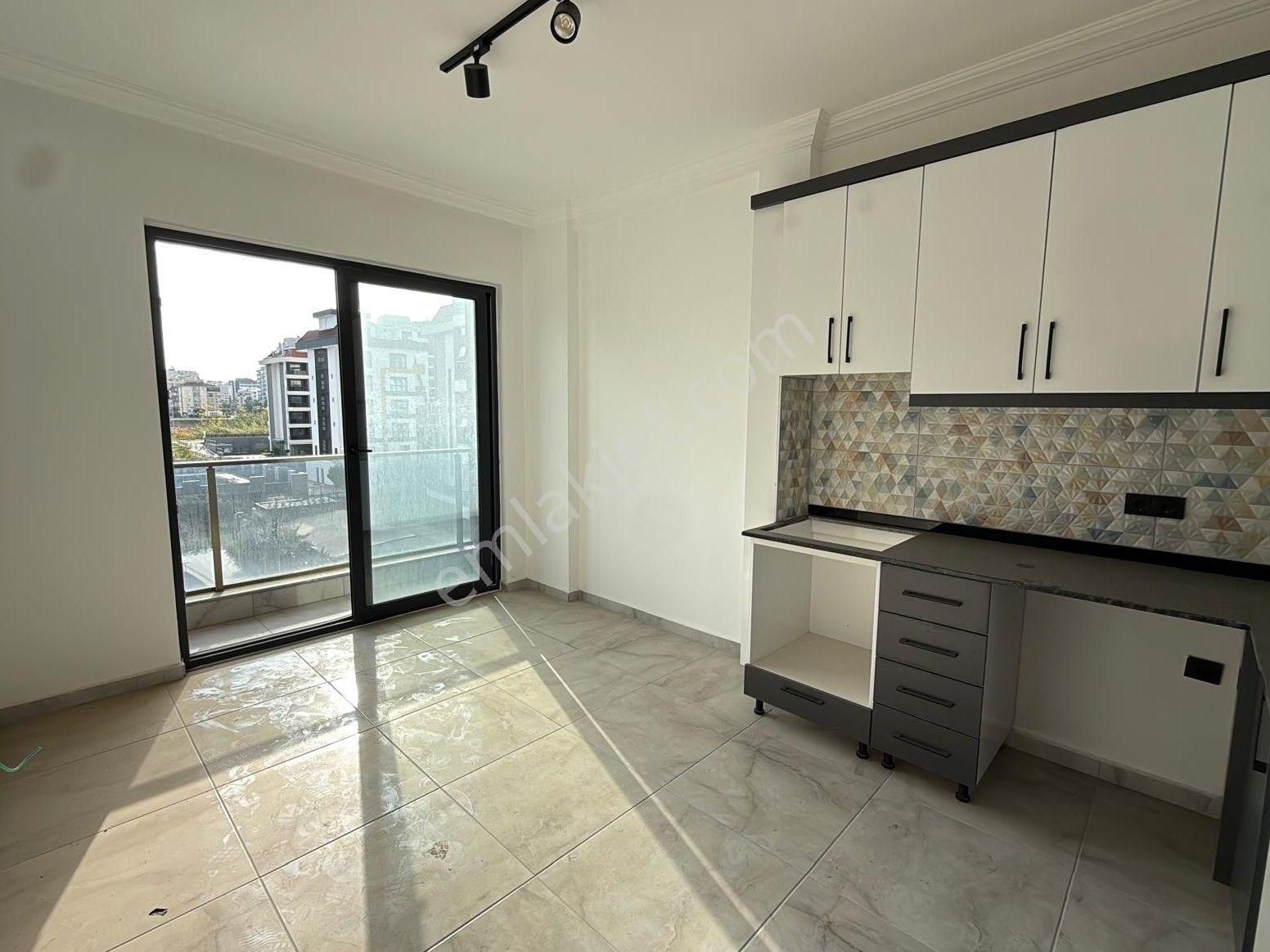 Alanya Kestel Mah.aktiviteli Satılık 1+1 Daire - Görsel 2