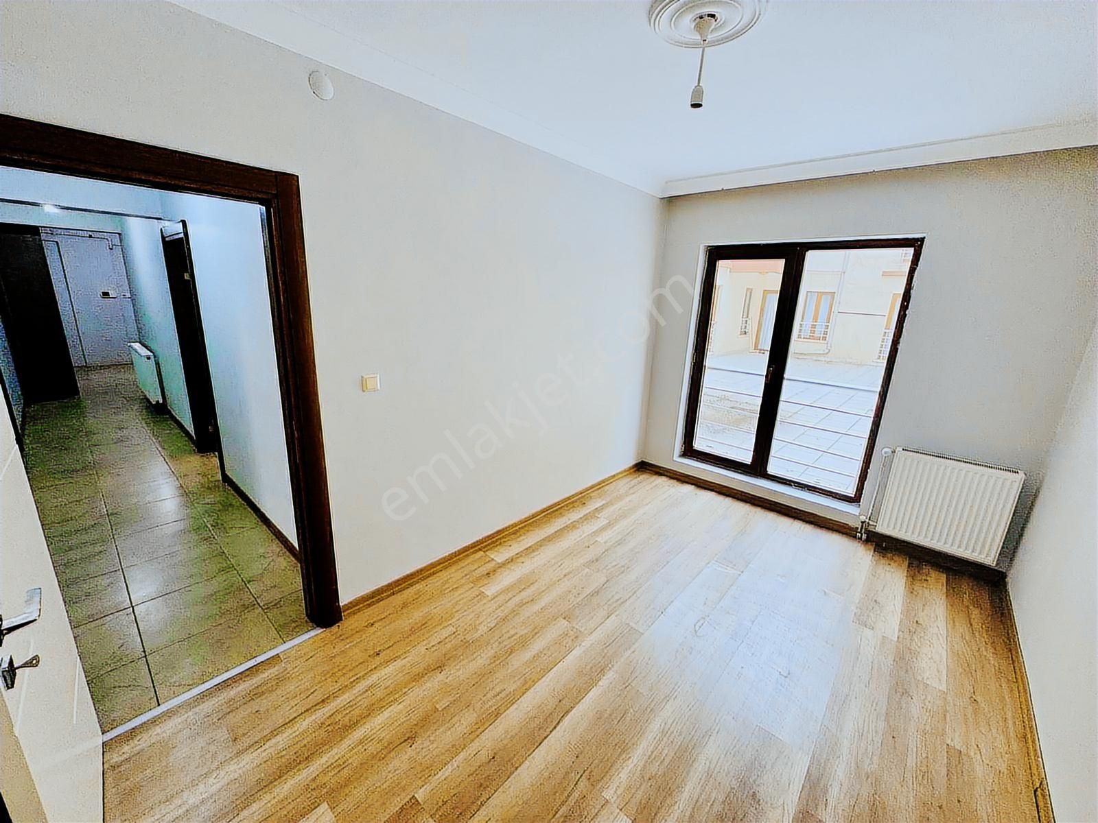 Gaziosmanpaşada 2.kat 4+1 Asansörlü Kiralık Daire Karadeniz Emlk - Görsel 13