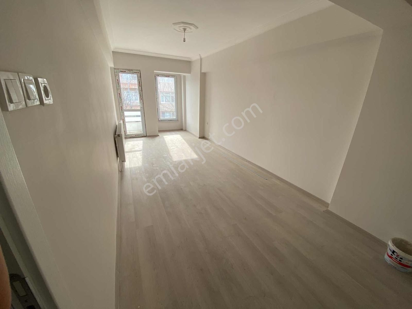 Ayhan Hepdiker Gayrımenkul Den Çarşı İçinde 3+1 130m2 Daire! - Görsel 8