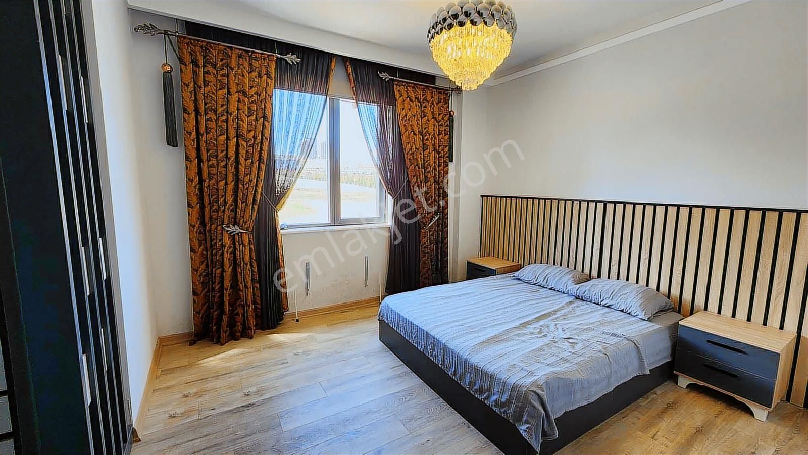 Bağlıca Da Lüks Sitede Satılık 4+1 Daire