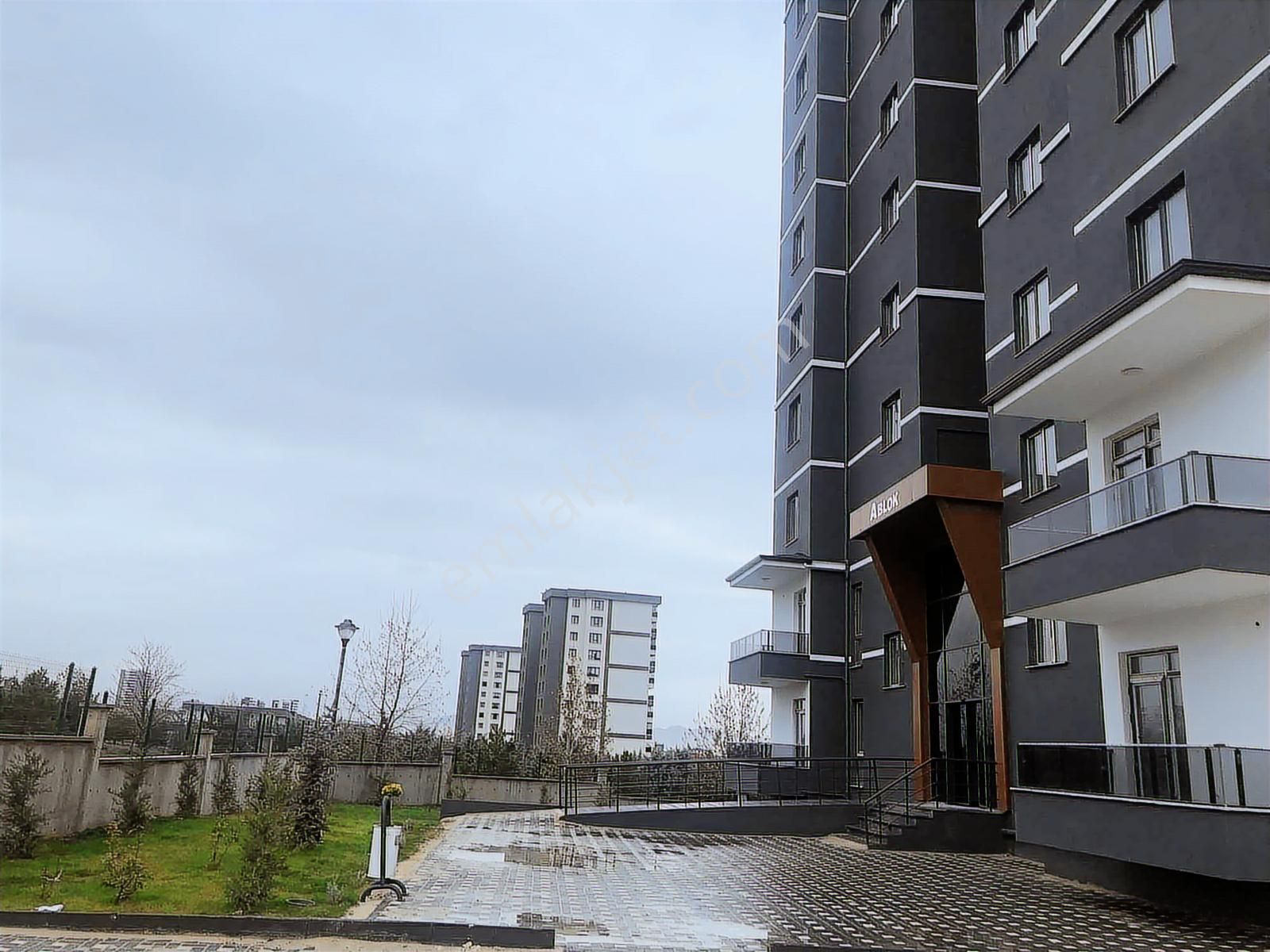 Bağlıca Da Lüks Sitede Satılık 4+1 Daire - Görsel 12