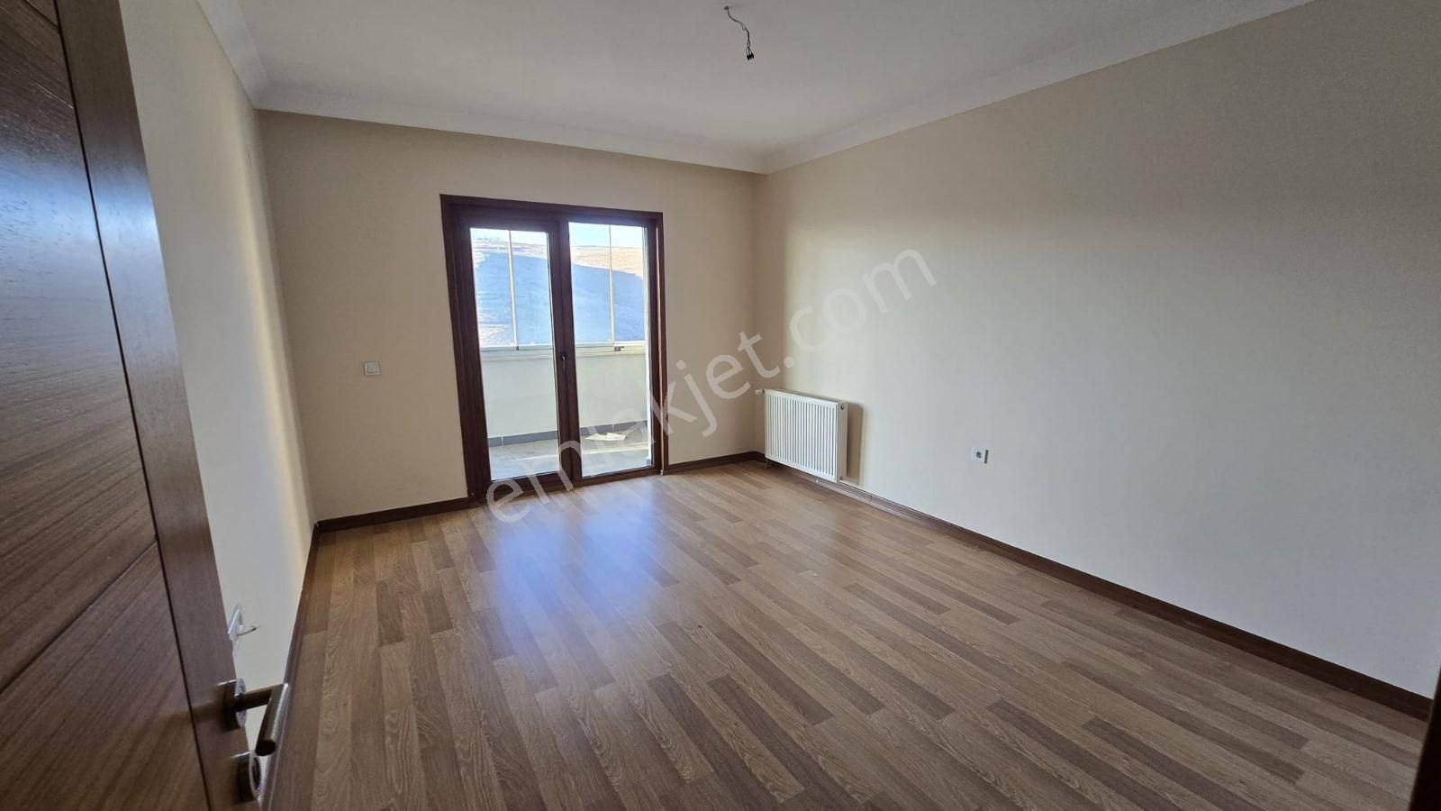 Söğüt Bahçe Kon. 15. Kat 3+1 Satılık Daire - Görsel 8