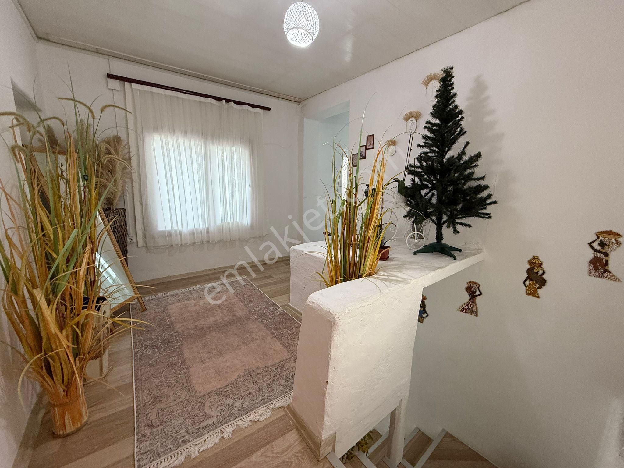 Germencik Mursallı Köyünde Satılık Bahçeli Masrafsız Müstakil Ev - Görsel 23