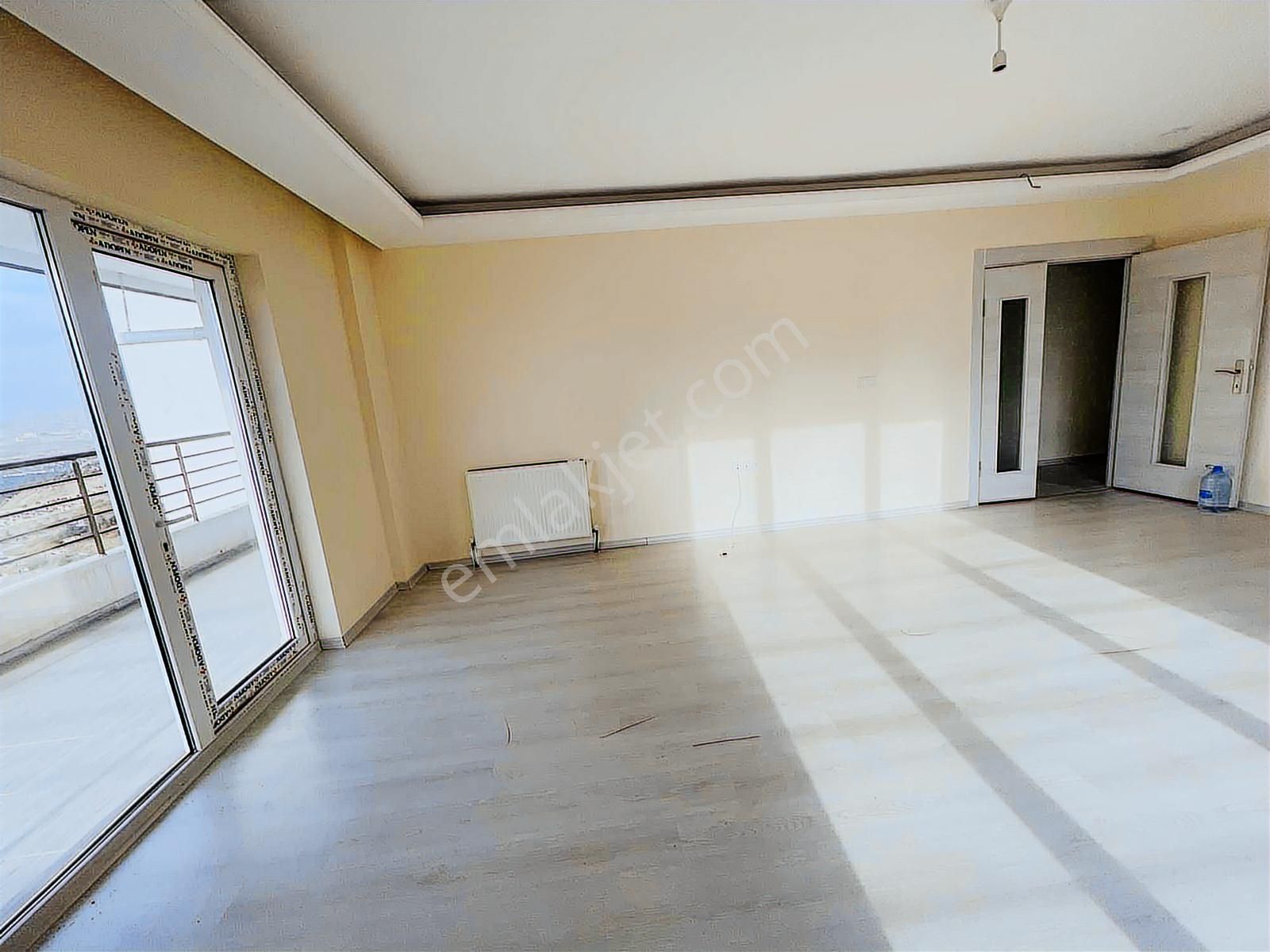 Şentepe Avcılar Kiralık 4+1 Daire - Görsel 8