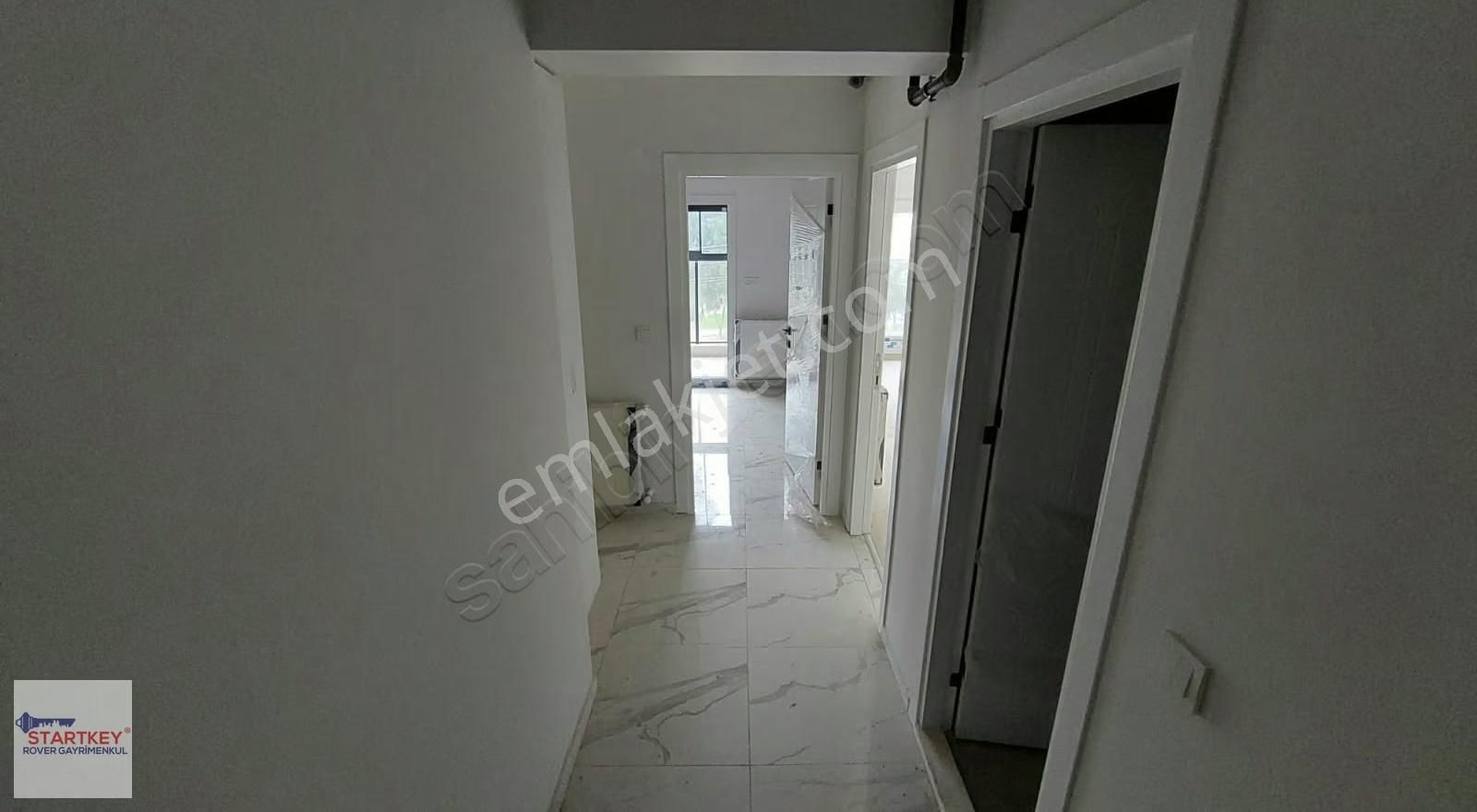 Karşıyaka Yalı Mahallesi Park Manzaralı Kiralık 3+1 Sıfır Daire - Görsel 5
