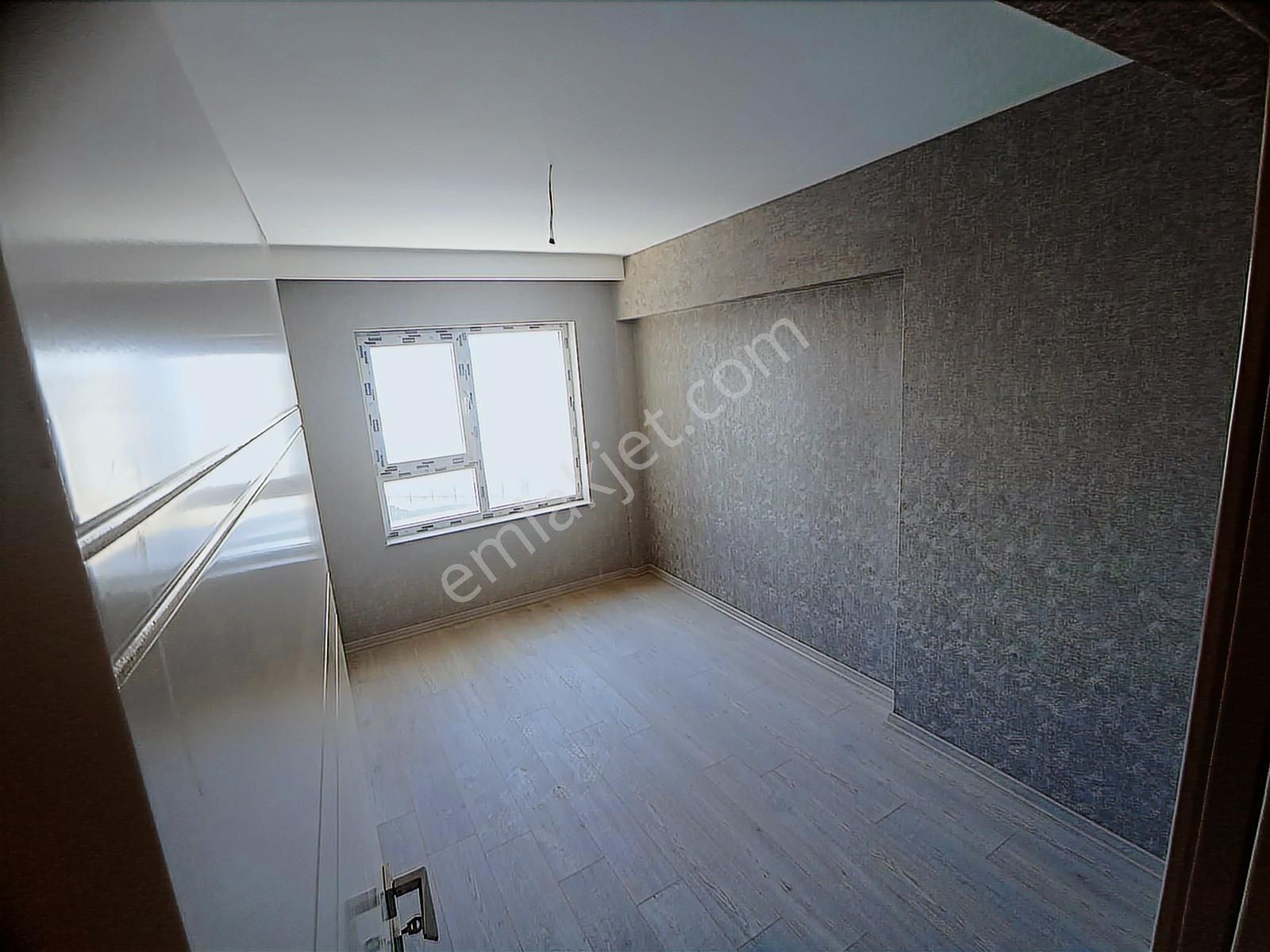 Törekent Mah. Yüksek Kredi İmkanı Ara Katta 3+1 Satılık Daire - Görsel 24