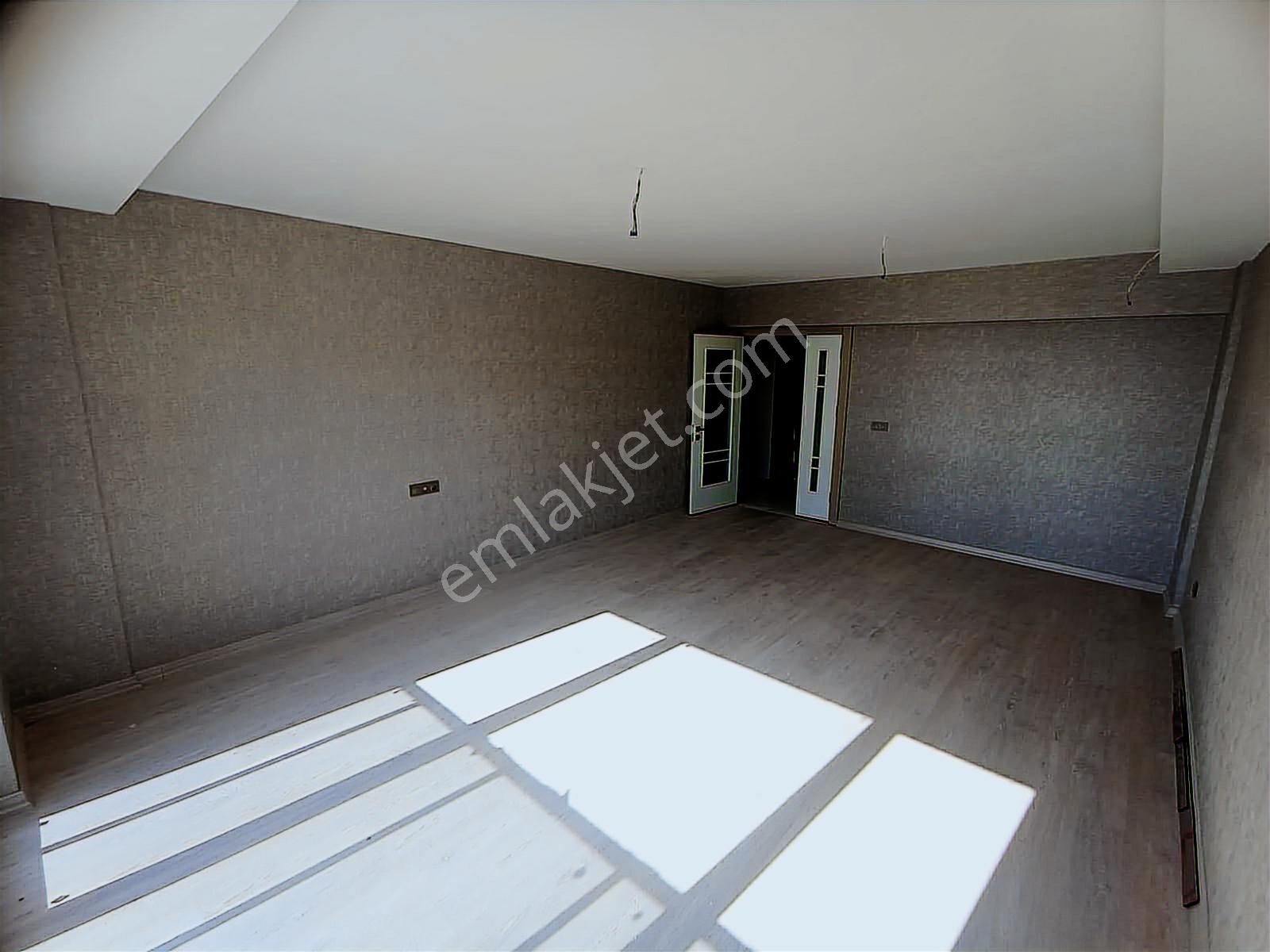 Törekent Mah. Yüksek Kredi İmkanı Ara Katta 3+1 Satılık Daire - Görsel 21