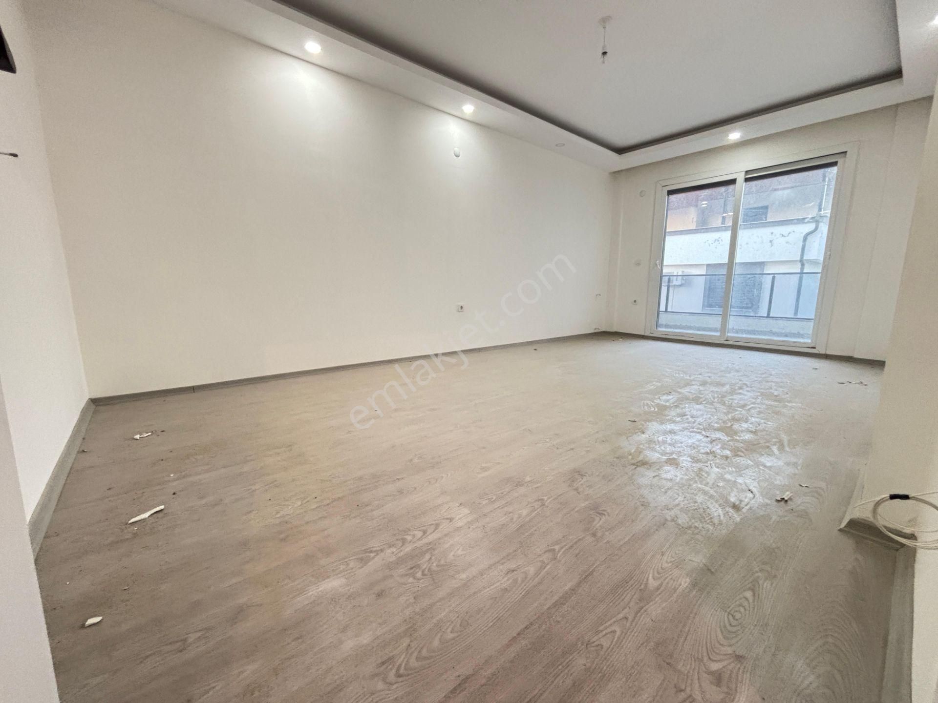 İzmir Seferihisar Ürkmez Merkezde Kat Mülkiyetli Asansörlü 3+1 Satılık Daire - Görsel 7