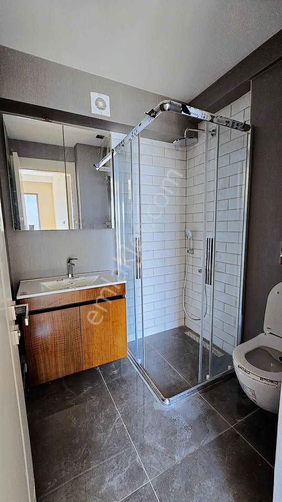 Özel Tasarımlı Çift Kilerli 4+1 Sıfır Kiralık Daire - Görsel 21