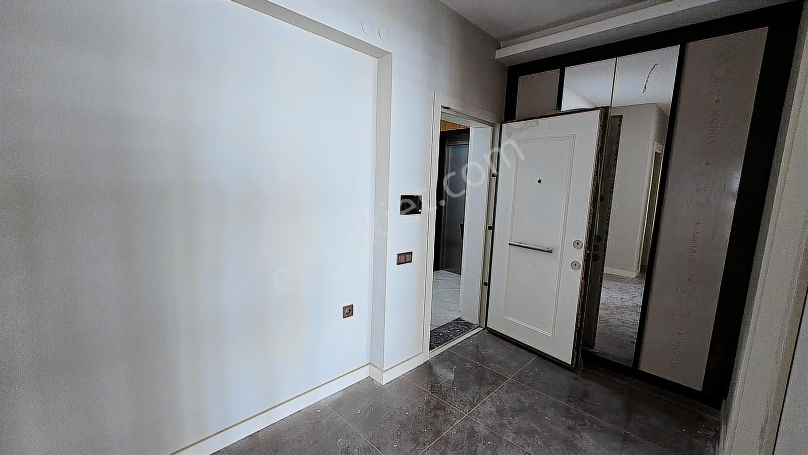 Özel Tasarımlı Çift Kilerli 4+1 Sıfır Kiralık Daire - Görsel 17