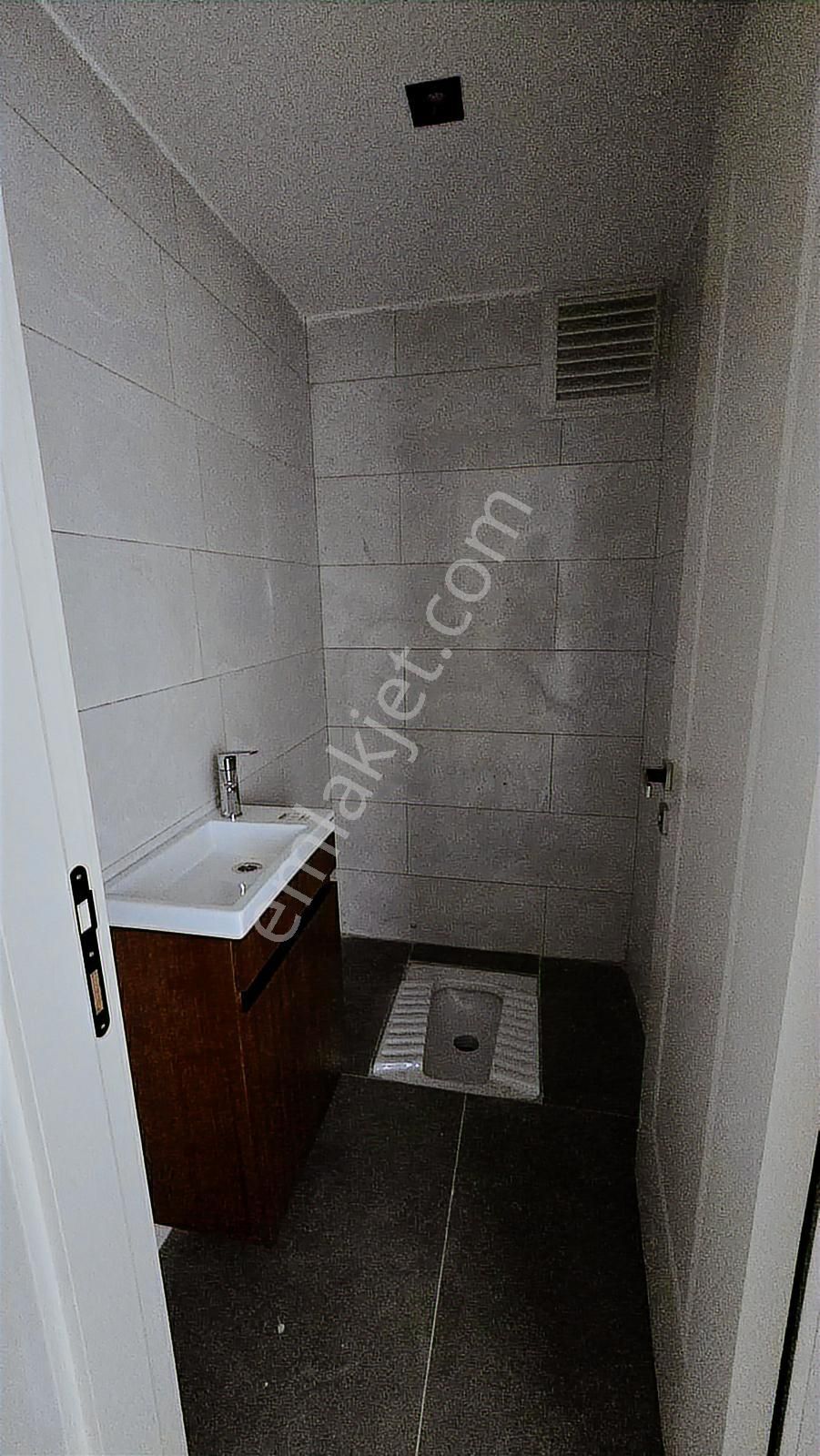 Özel Tasarımlı Çift Kilerli 4+1 Sıfır Kiralık Daire - Görsel 18