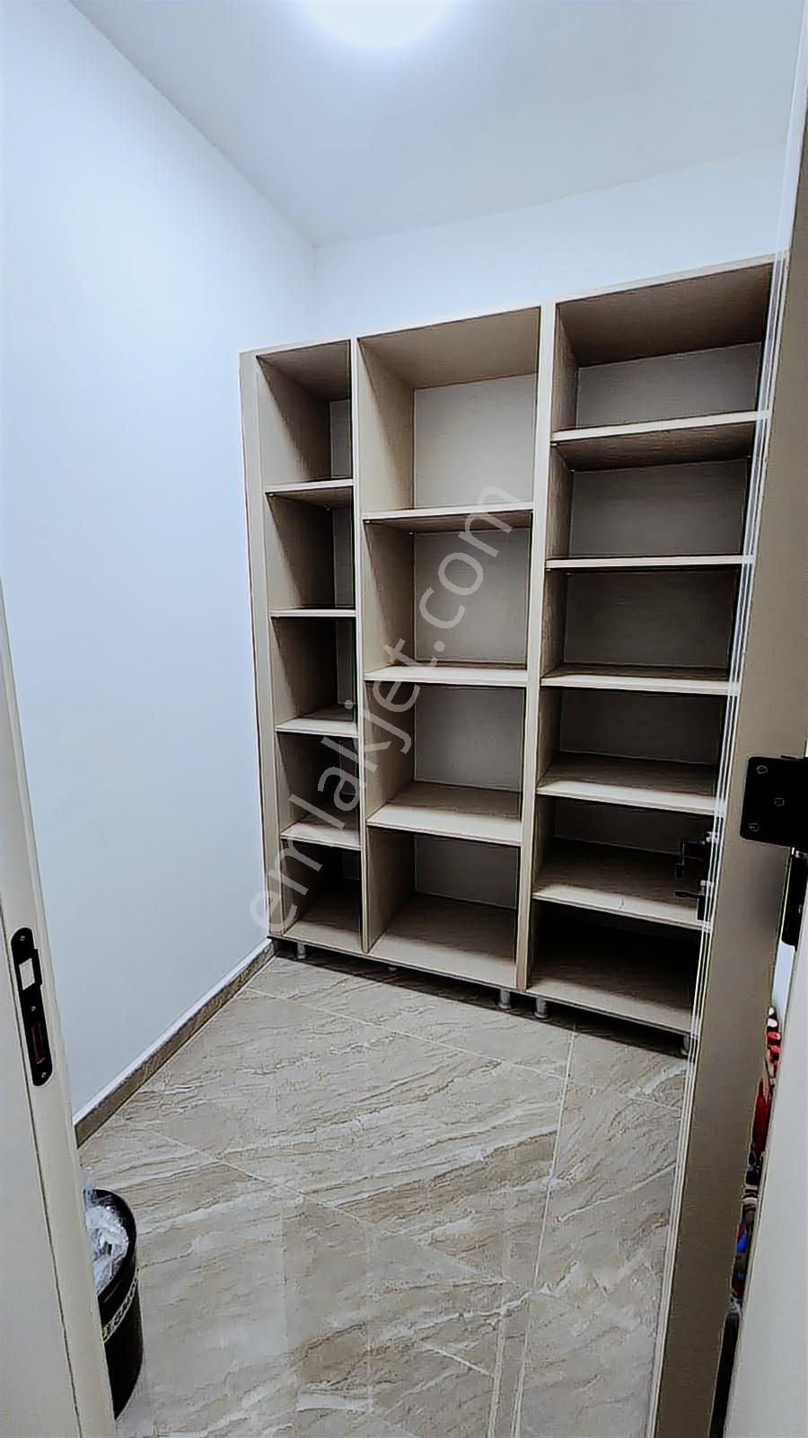 Özel Tasarımlı Çift Kilerli 4+1 Sıfır Kiralık Daire - Görsel 2