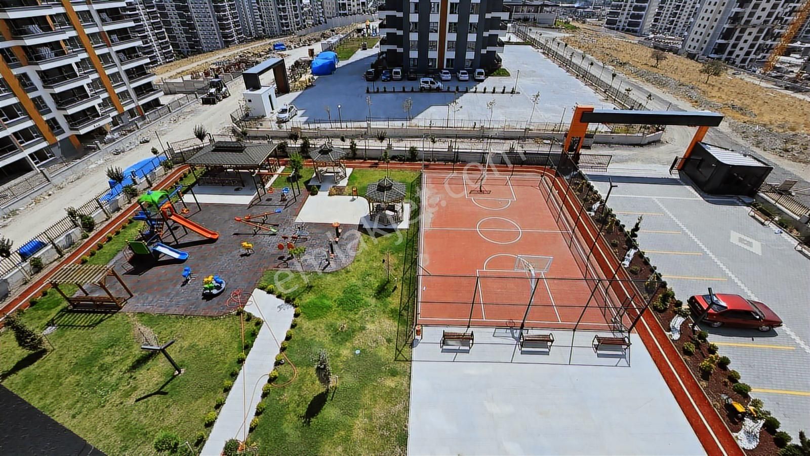 Özel Tasarımlı Çift Kilerli 4+1 Sıfır Kiralık Daire - Görsel 15