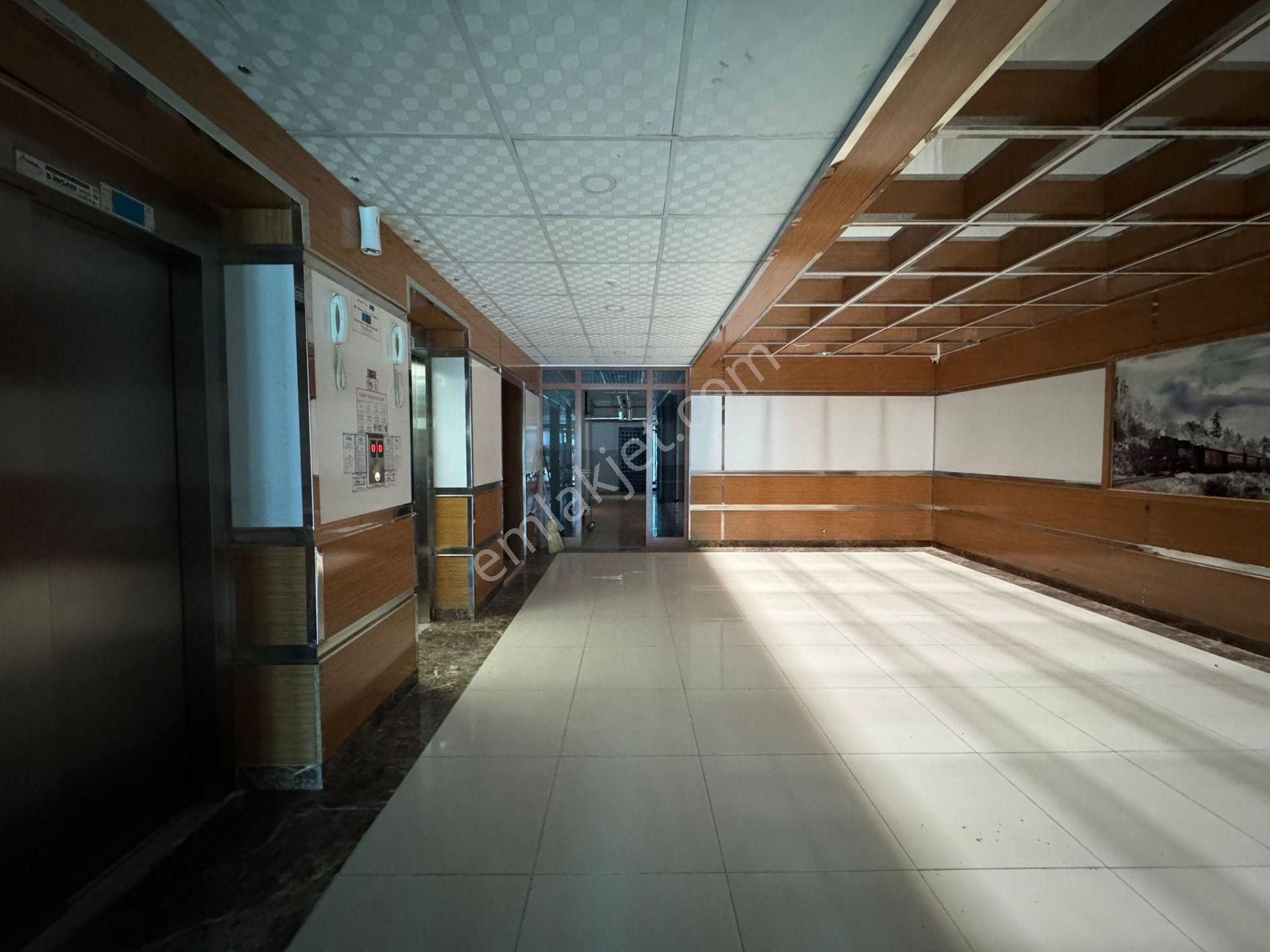 Kalecik Emlak'tan E.banyolu Full Yapılı Merkezi Sistem Kat Sitede 4+1 - Görsel 26