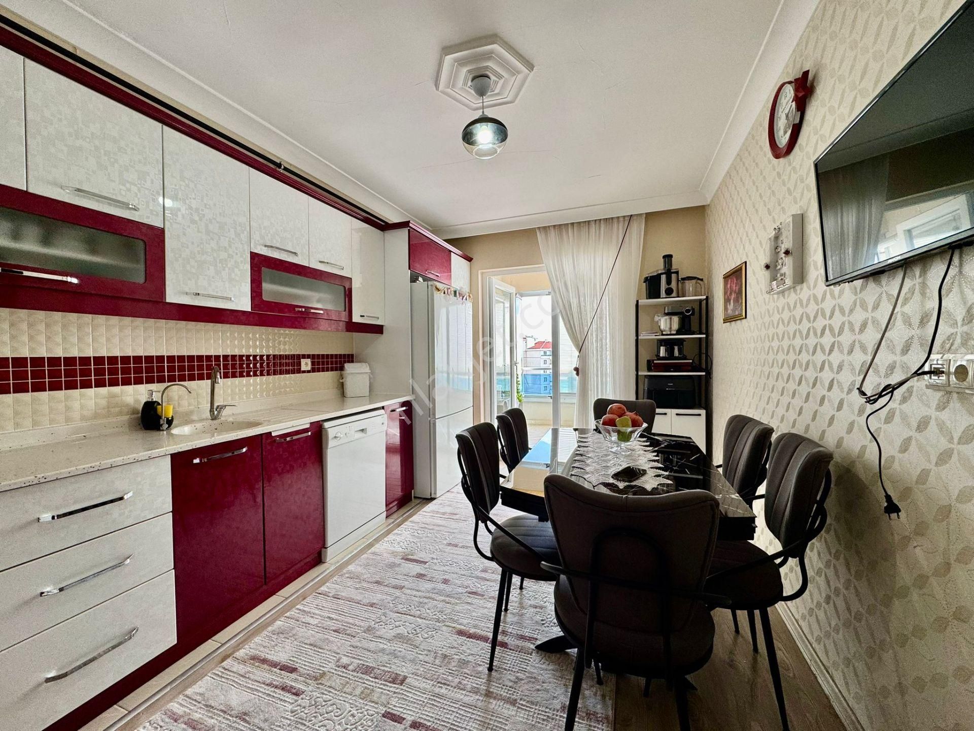 Kalecik Emlak'tan E.banyolu Full Yapılı Merkezi Sistem Kat Sitede 4+1 - Görsel 4