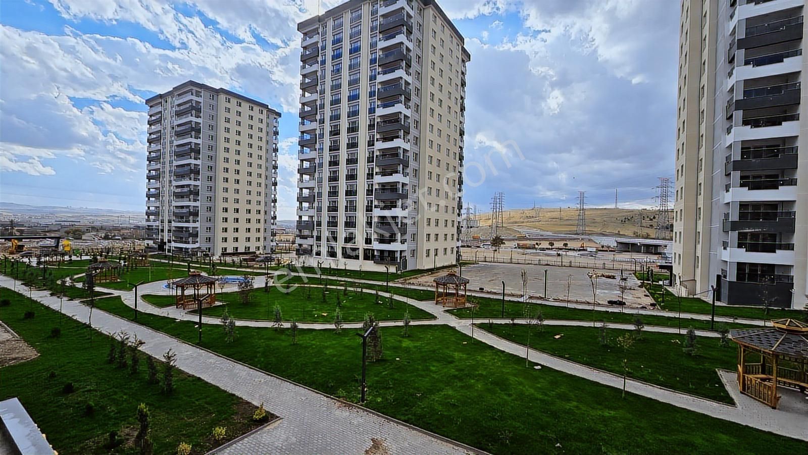 Serra Bulvar'da Farklı Kat Cephe Alternatifleri Mevcuttur - Görsel 27