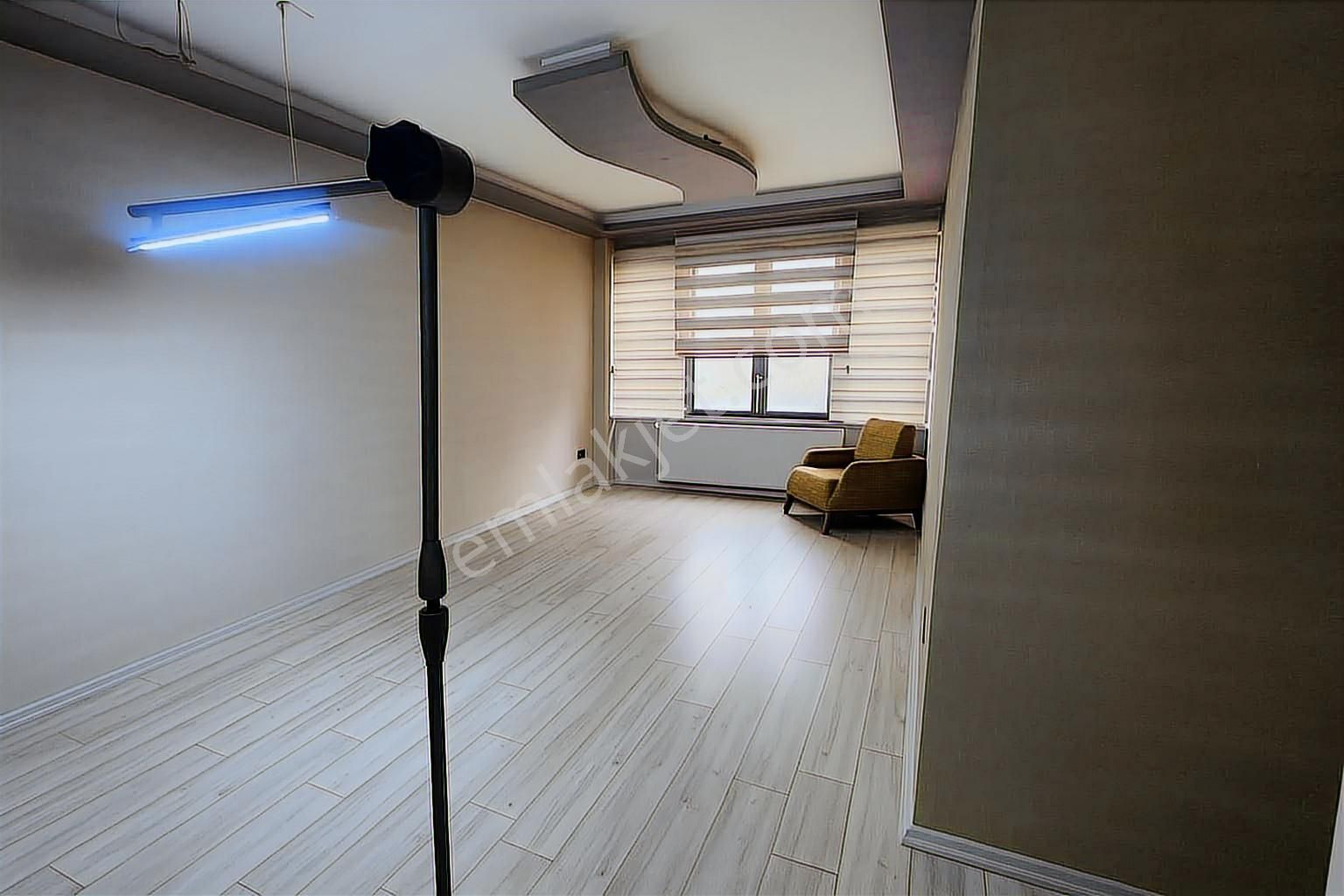 Cumhuriyet Mh. Metroya Yürüme Mesafesinde 2+1 Satılık Daire - Görsel 3