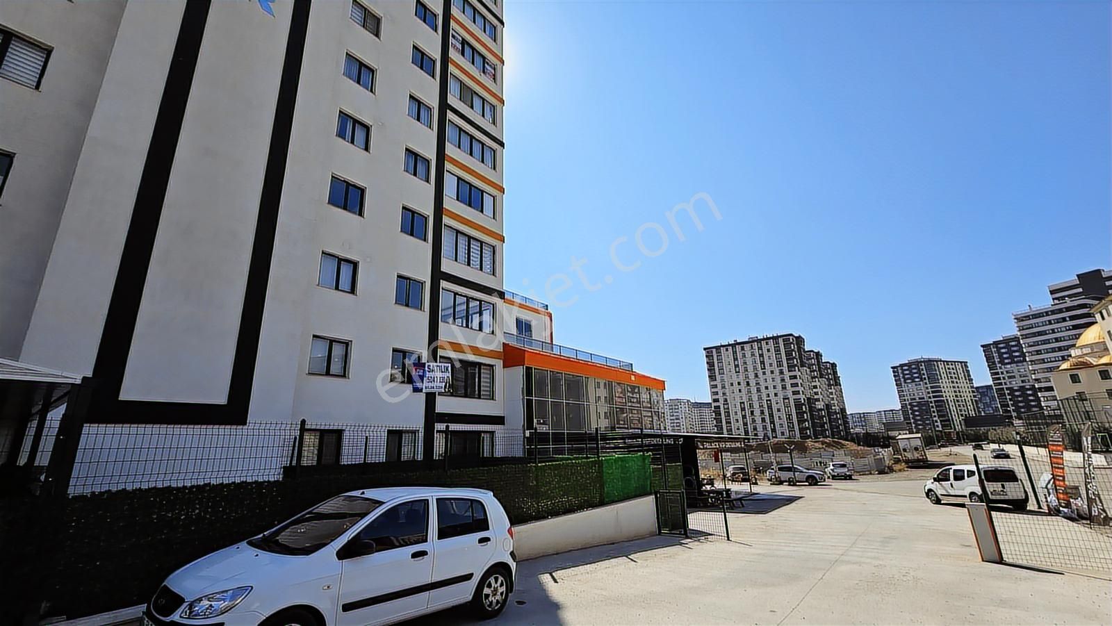 Cumhuriyet Mh. Metroya Yürüme Mesafesinde 2+1 Satılık Daire - Görsel 14