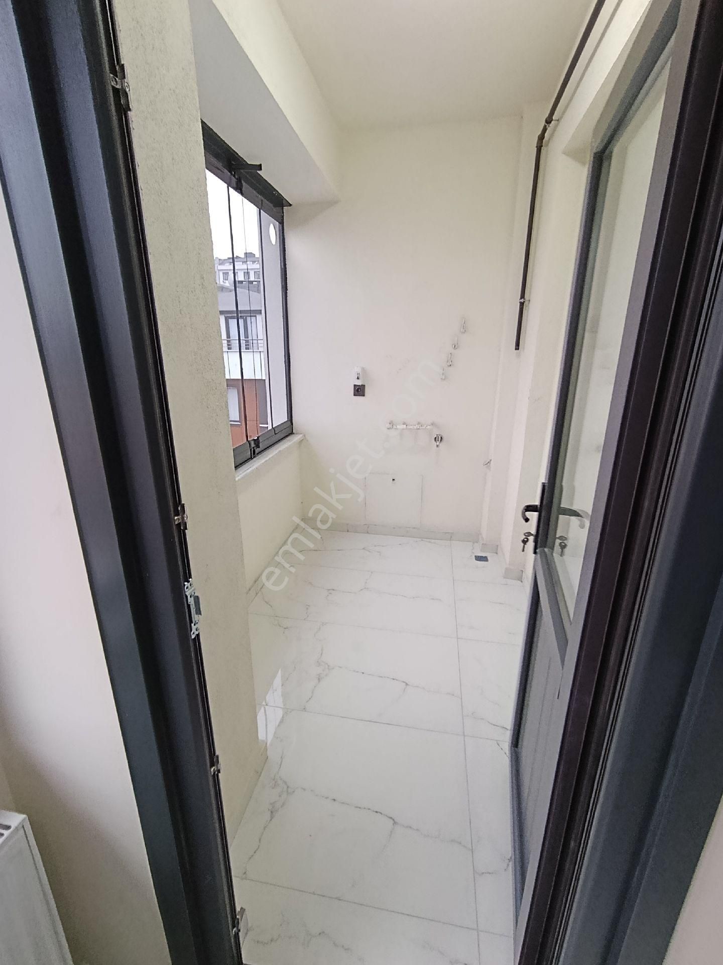 1.79 Krediyle Arnavutköy Nenehatunda Sitede Satılık 4+2 Çatı Kat Dubleks Daire - Görsel 4